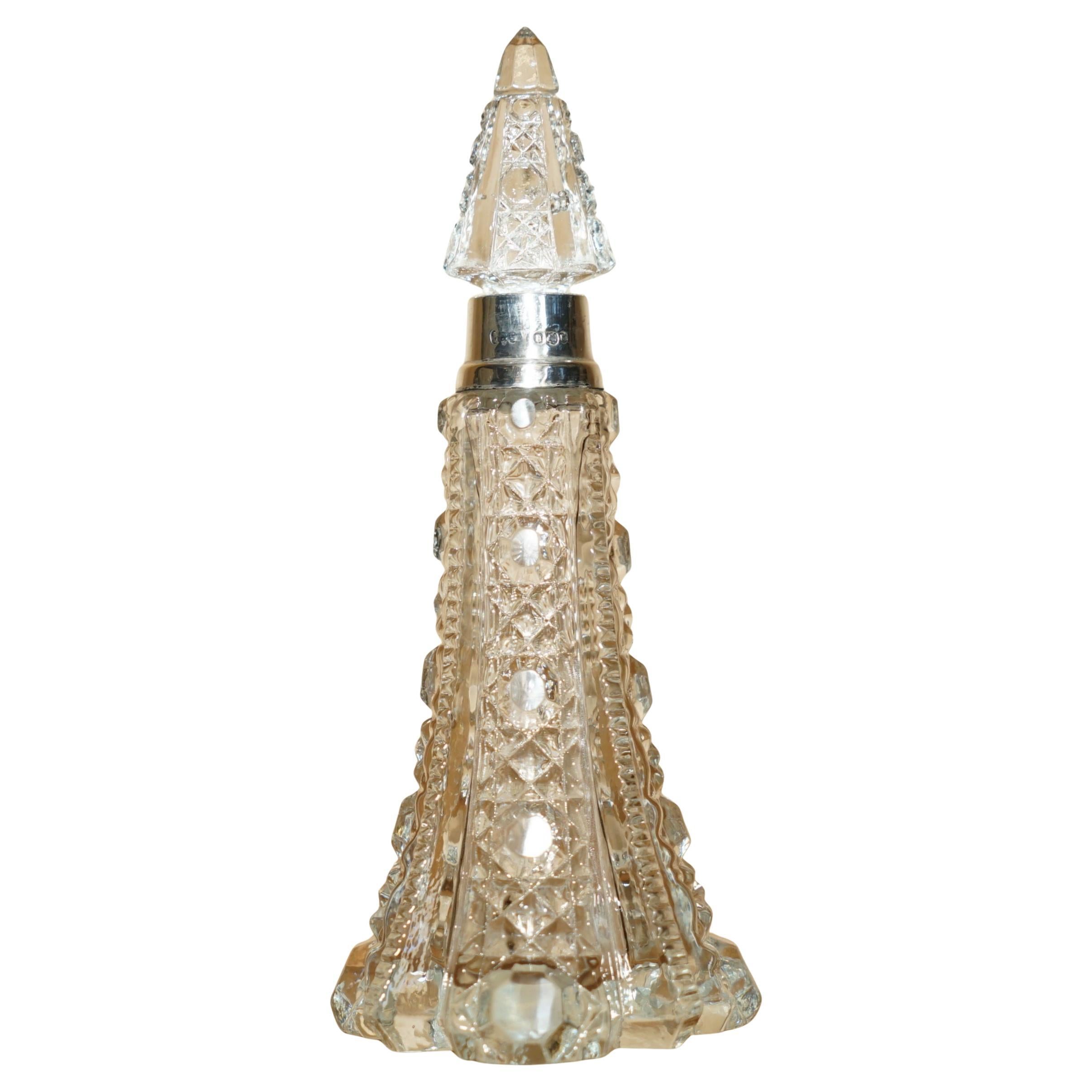 GRAN Frasco de PERFUME ANTIGUO de 17,5 cm 1908 Frasco de vidrio tallado con cristales de plata esterlina en venta