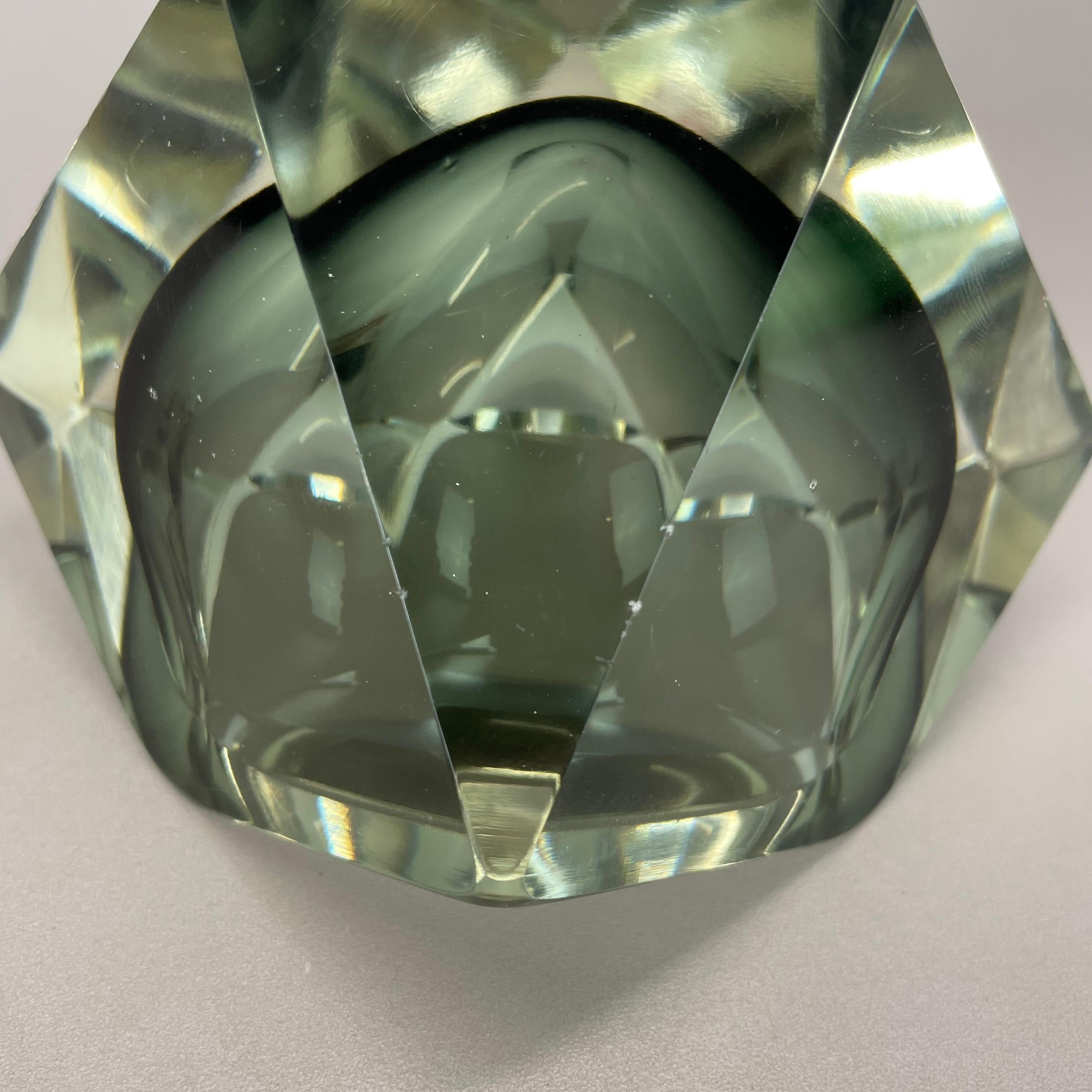 Elemento grande de cristal de Murano DIAMANTE de 1,7 kg, atribuido a Flavio Poli, Italia 1970 en venta 10