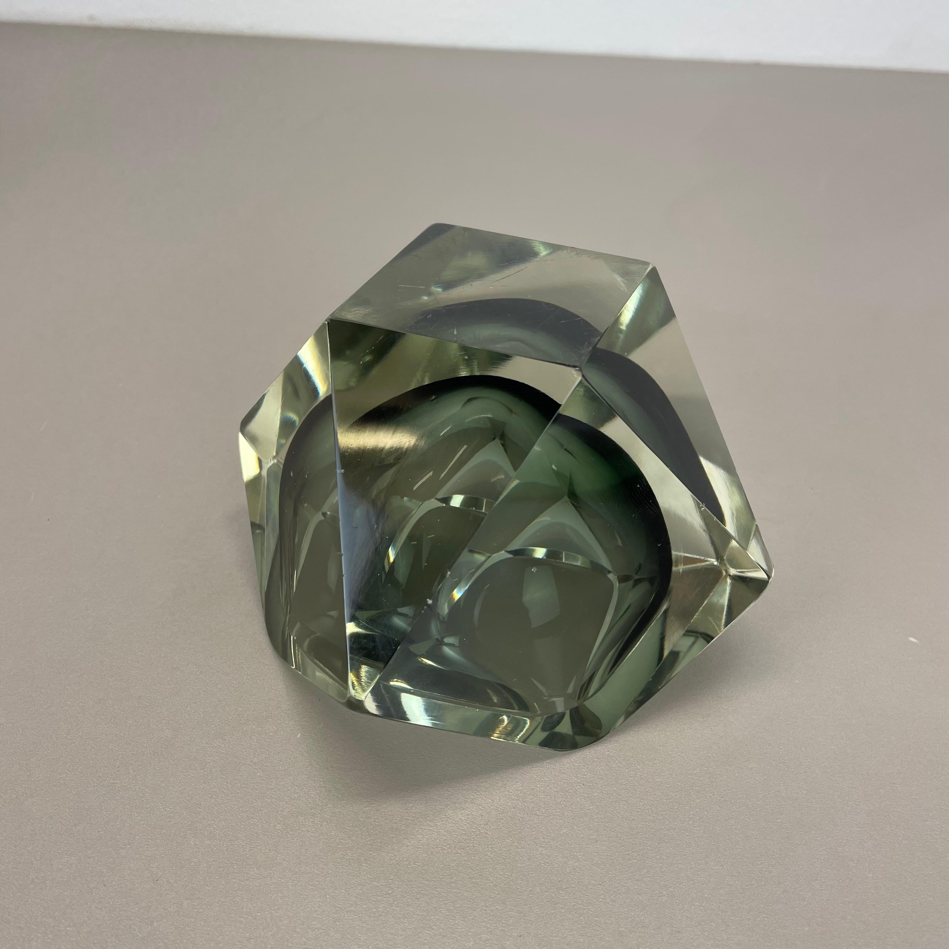 Elemento grande de cristal de Murano DIAMANTE de 1,7 kg, atribuido a Flavio Poli, Italia 1970 en venta 13