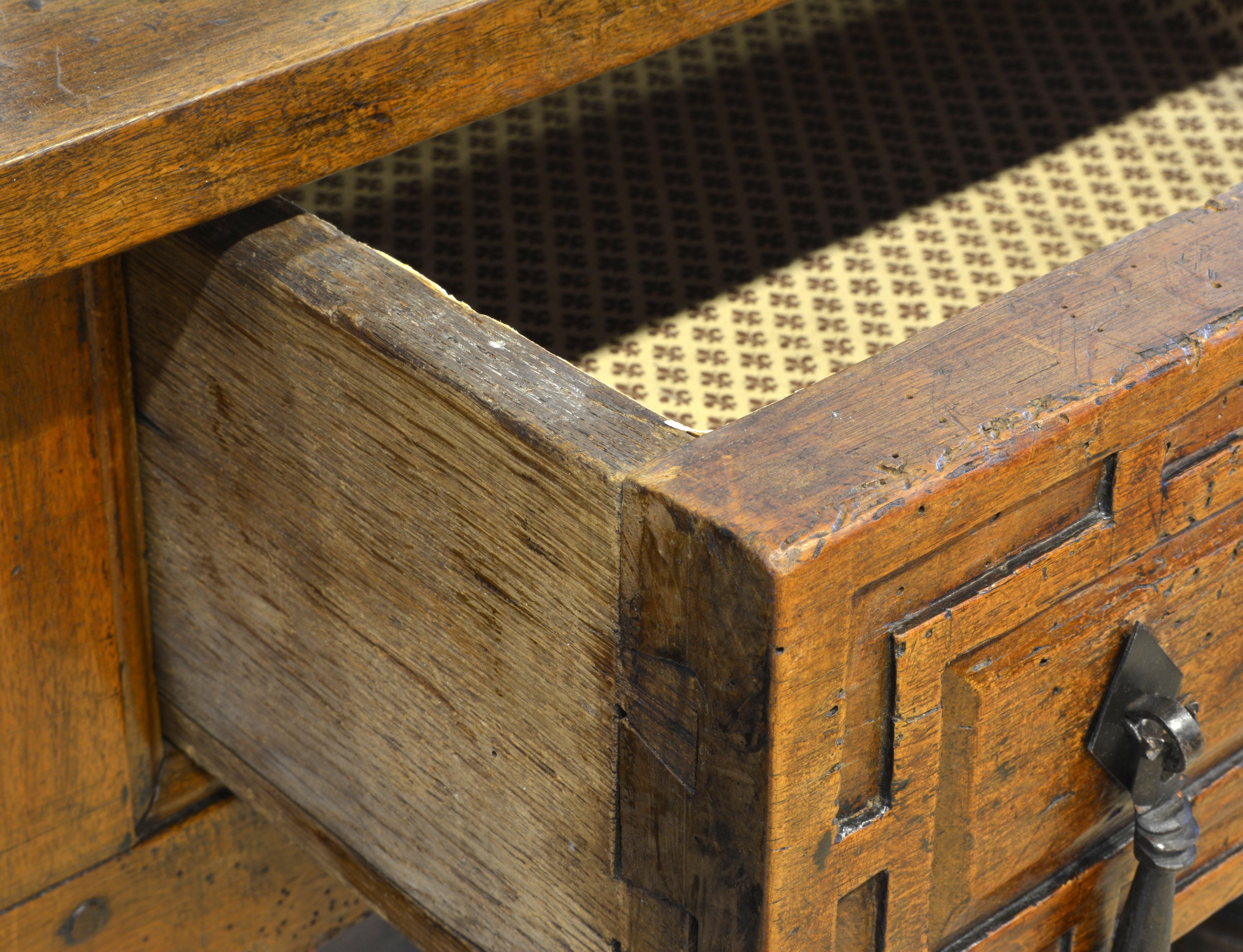 Large 17th-18th Century Spanish Renaissance Walnut Refectory Table or Hall Table 1