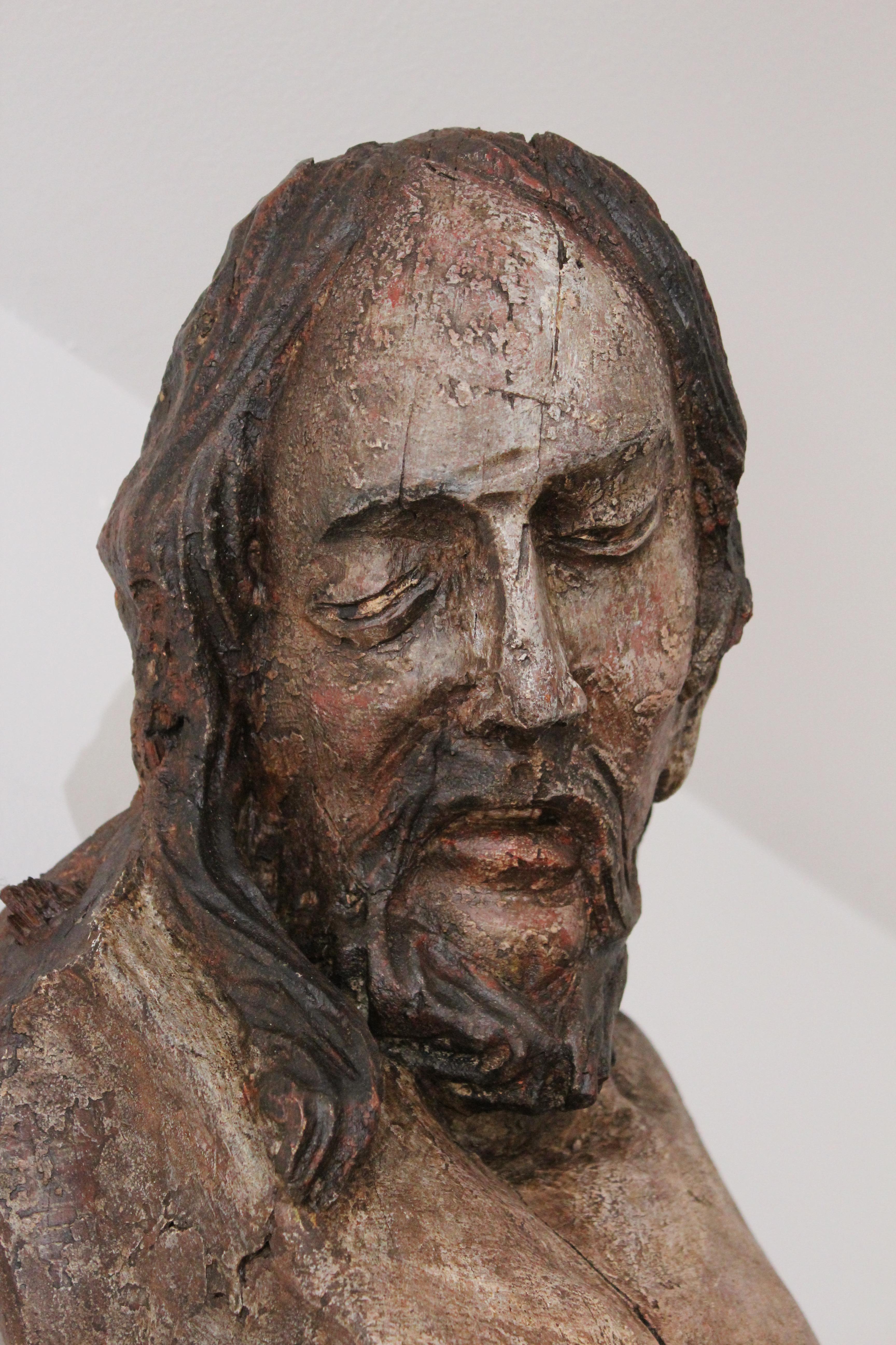 Large A.I.C. Corpus Christi en bois du 17ème siècle. en vente 8