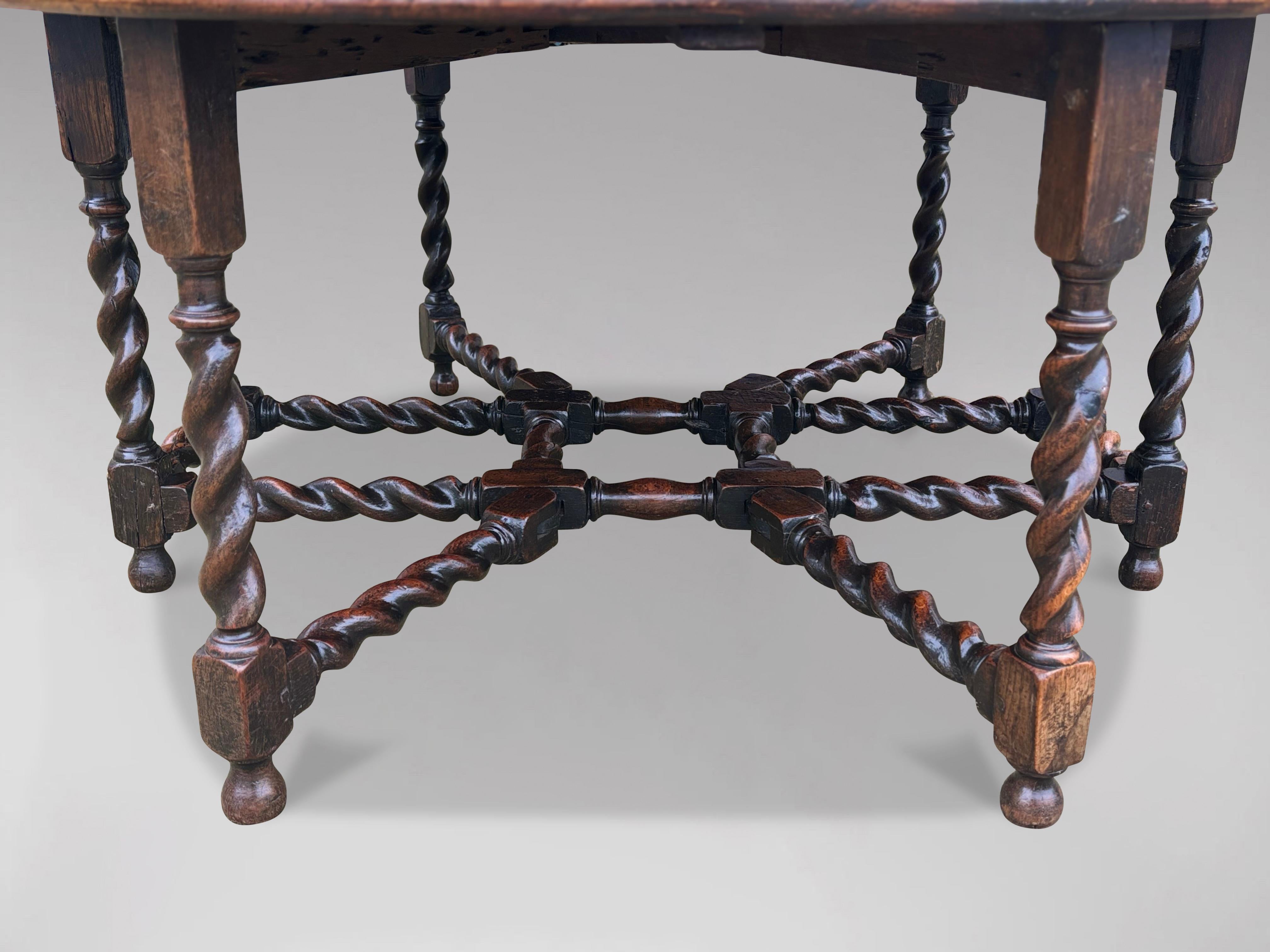 Large 17th Century Charles II Period Solid Oak Double Gateleg Table For Sale 6