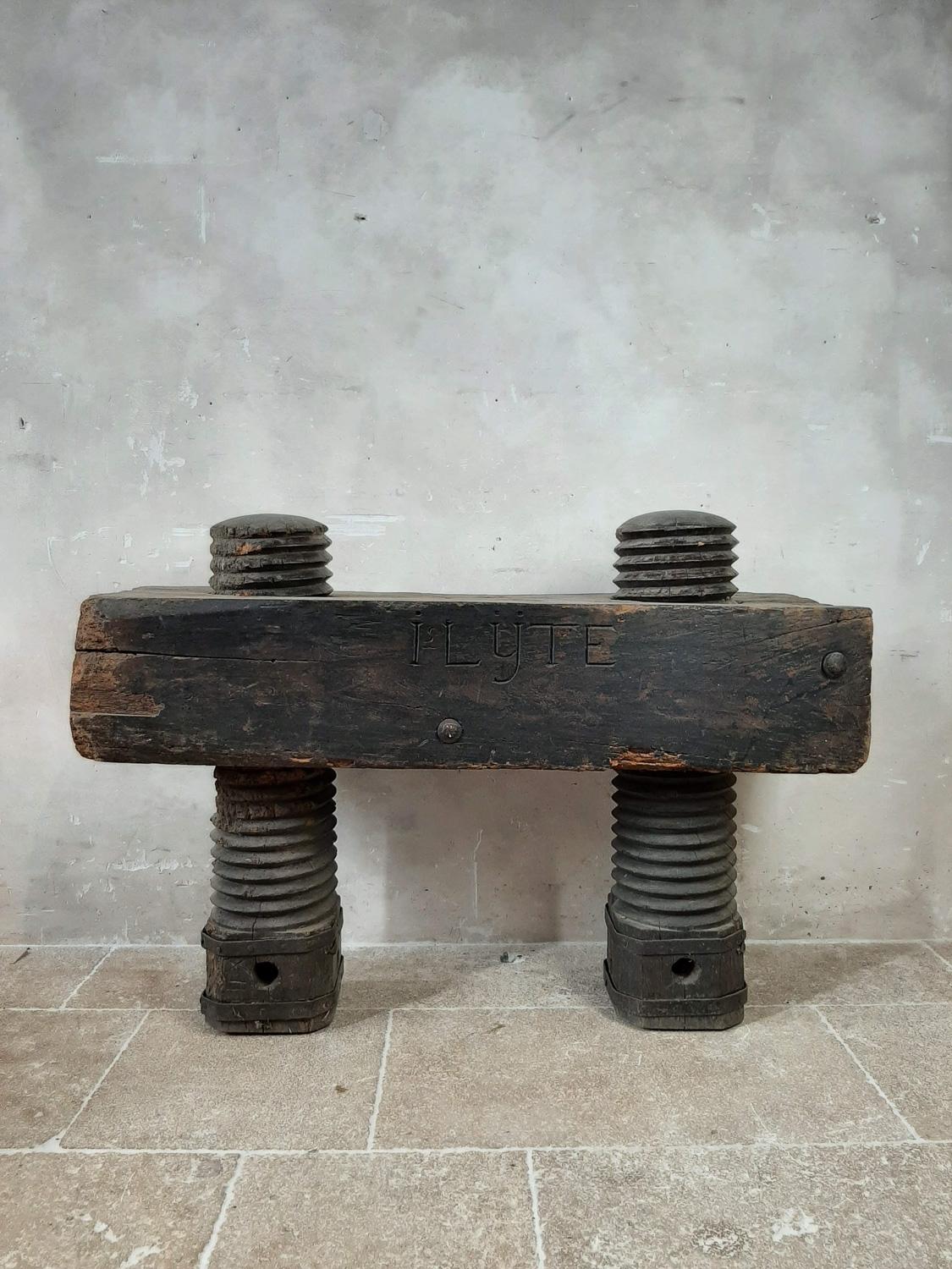 Large 17th century Dutch oak press with hand carved screw wire. The block can be screwed up and down. Whe up, it can function as a side table / console table, when screwed down it could function as a bench / hall bench. The simple design makes it