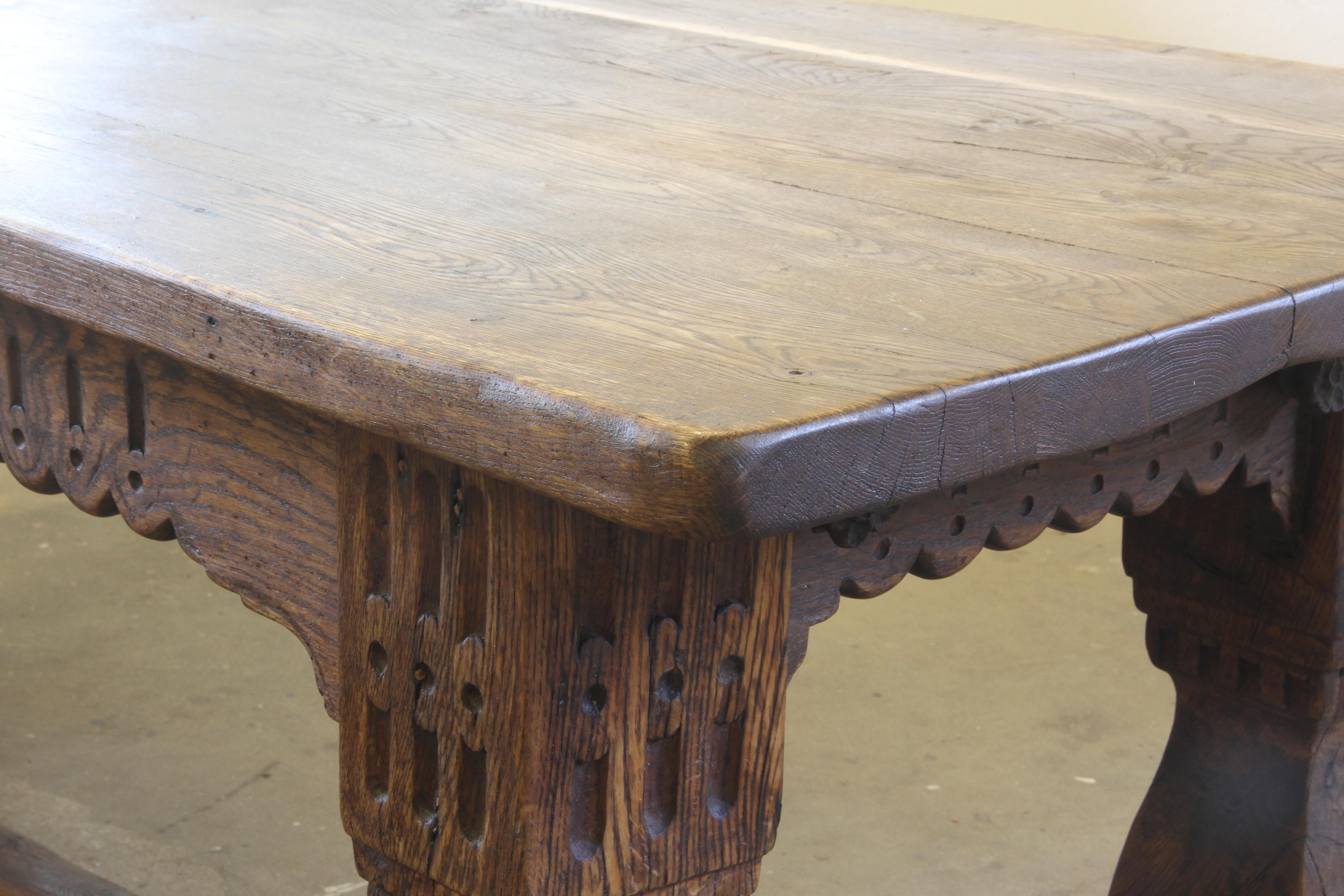 Chêne Grande table de réfectoire de style jacobéen baroque du 17e siècle - Début 1900 en vente