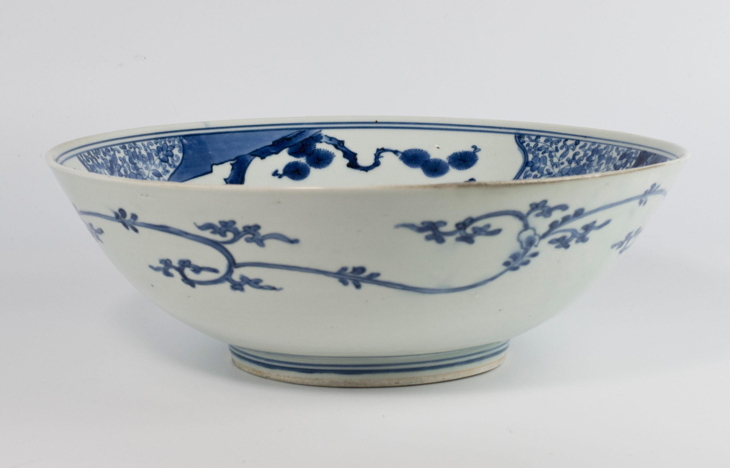 Edo Large 17th Century Japanese Arita Bowl  For Sale