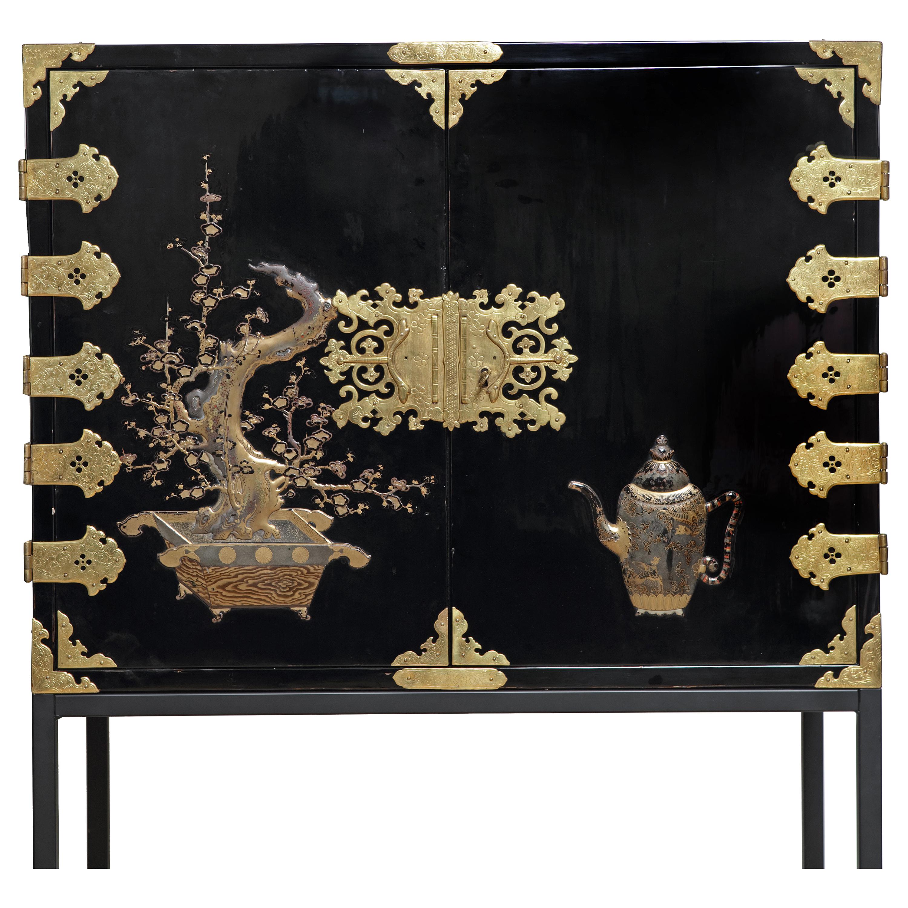 Large 17th Century Japanese Lacquer Cabinet on Modern Powder-Coated Stand