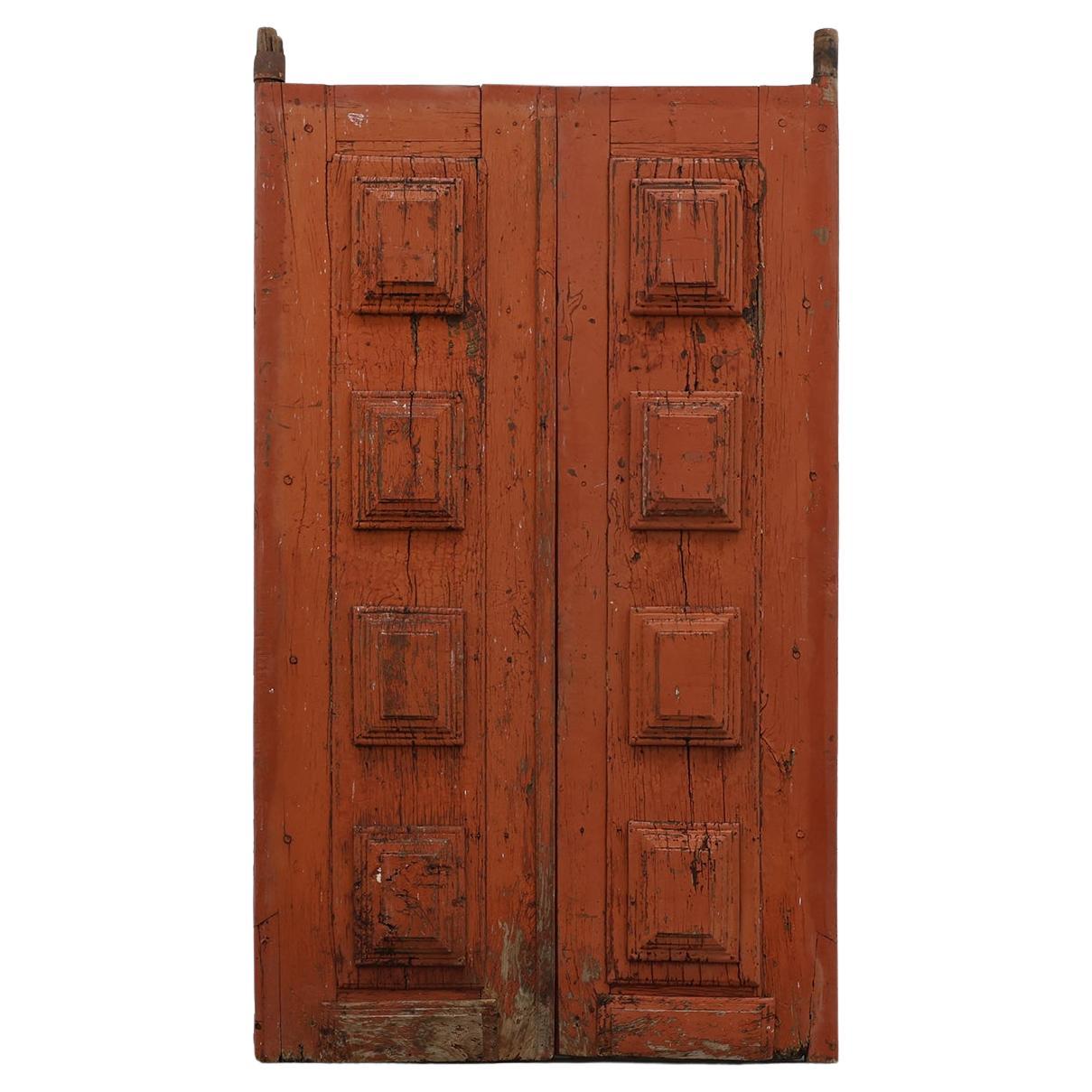 Grandi porte di un monastero del XVII secolo in rovere laccato in terracotta, Portogallo