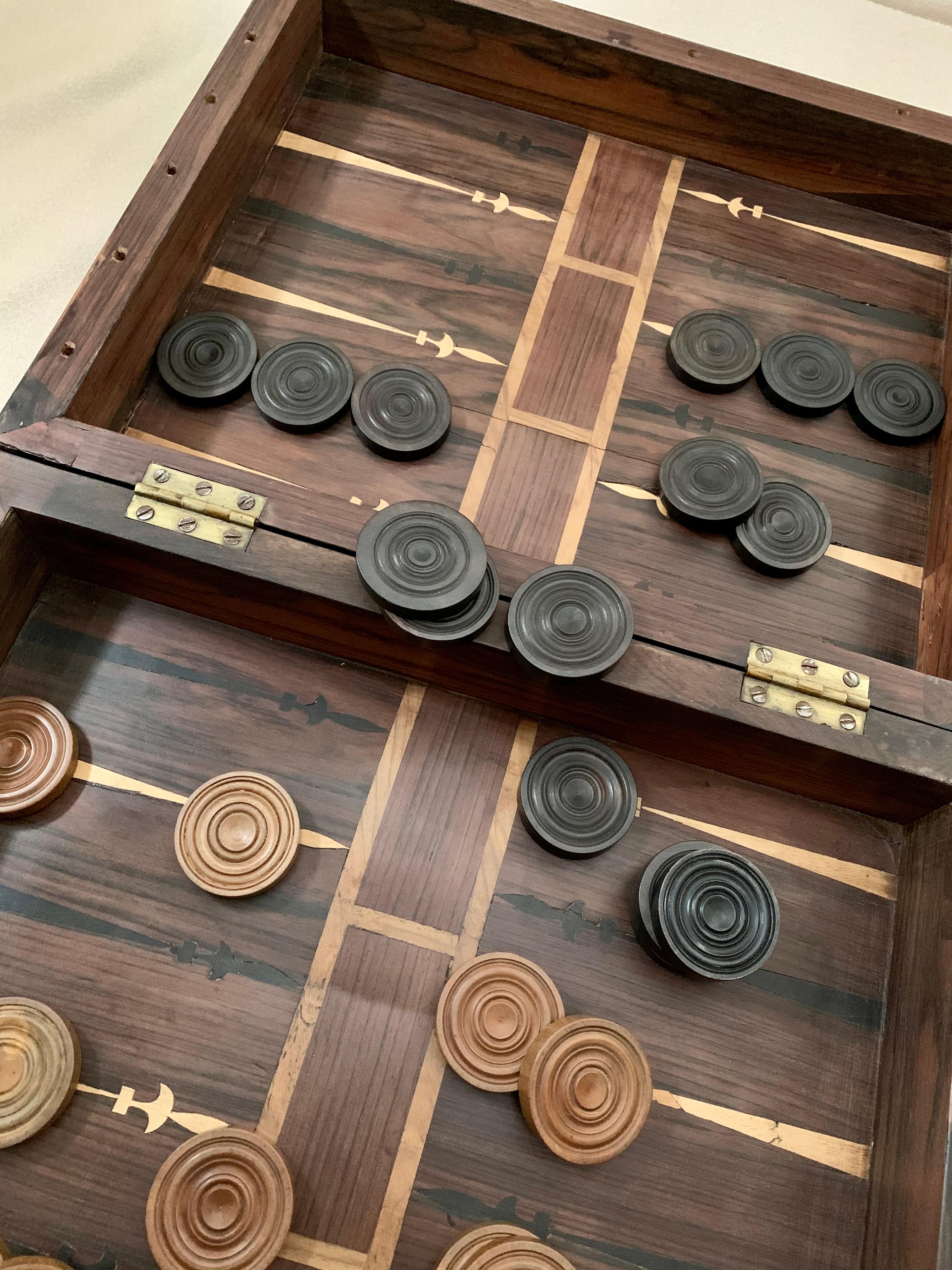 Large 17th Century Rosewood and Walnut Game Box for Chess, Backgammon, Checkers 9