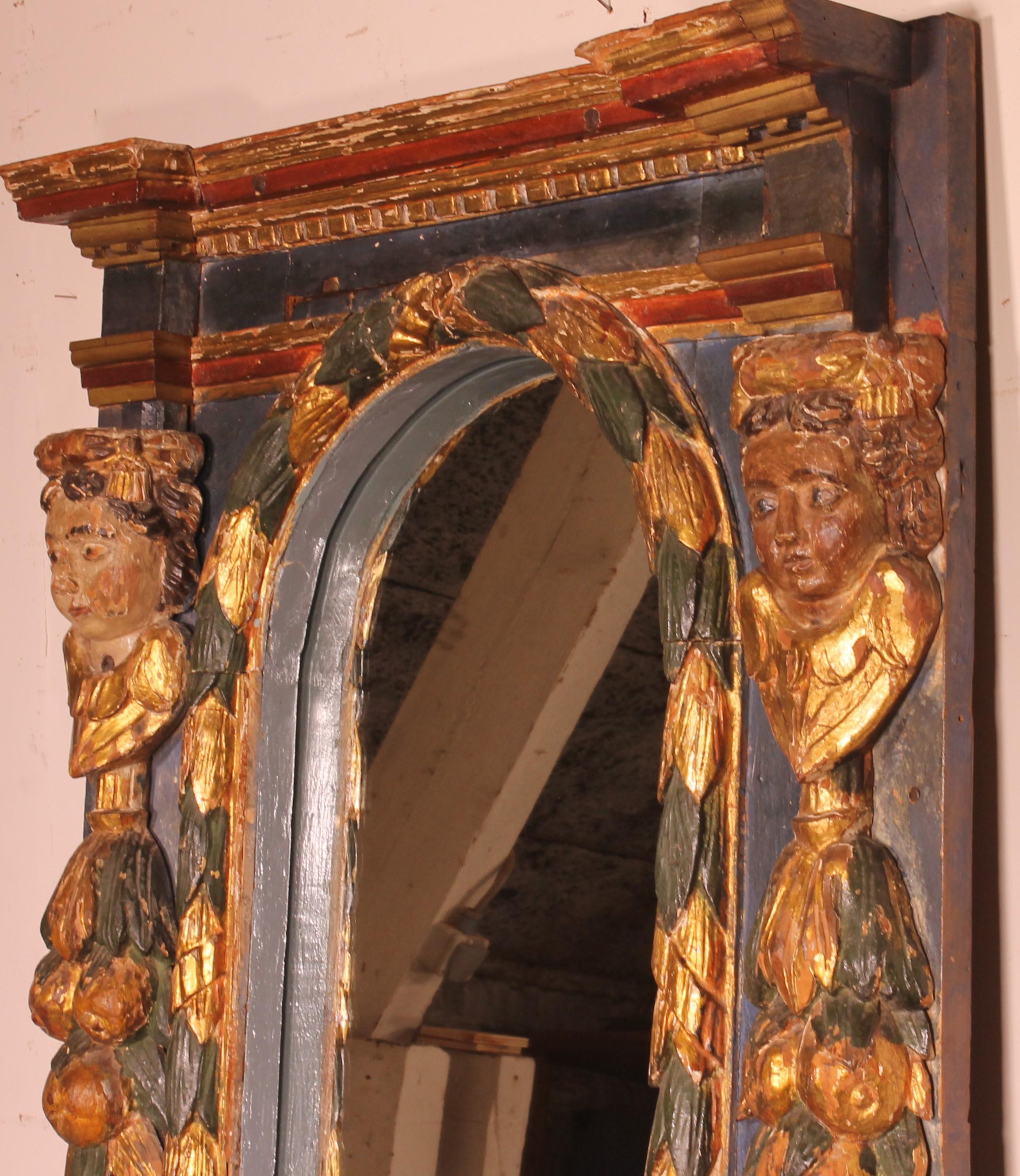 Großer spanischer Spiegel aus dem 17. Jahrhundert in polychromem Holz im Angebot 4