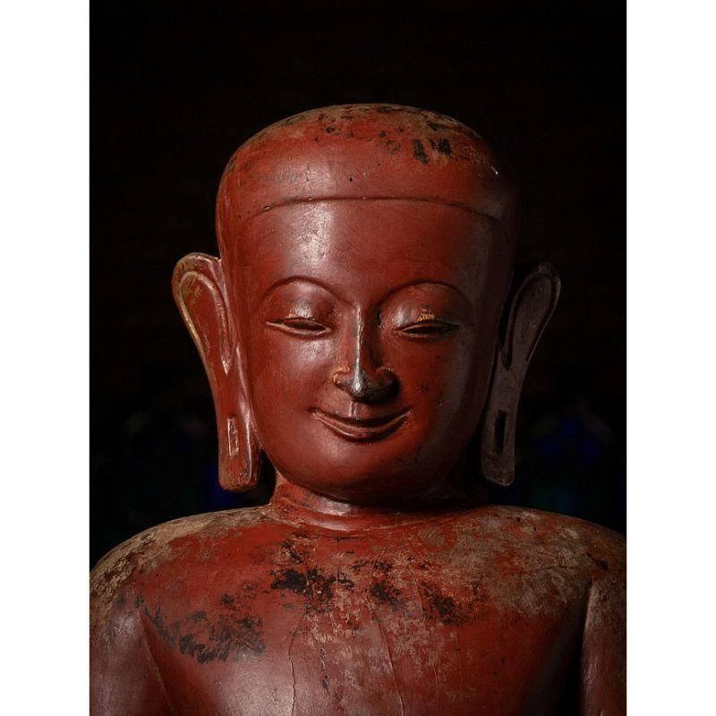 Grande statue en bois de moine birman du XVIIe siècle provenant de Birmanie Bon état - En vente à DEVENTER, NL