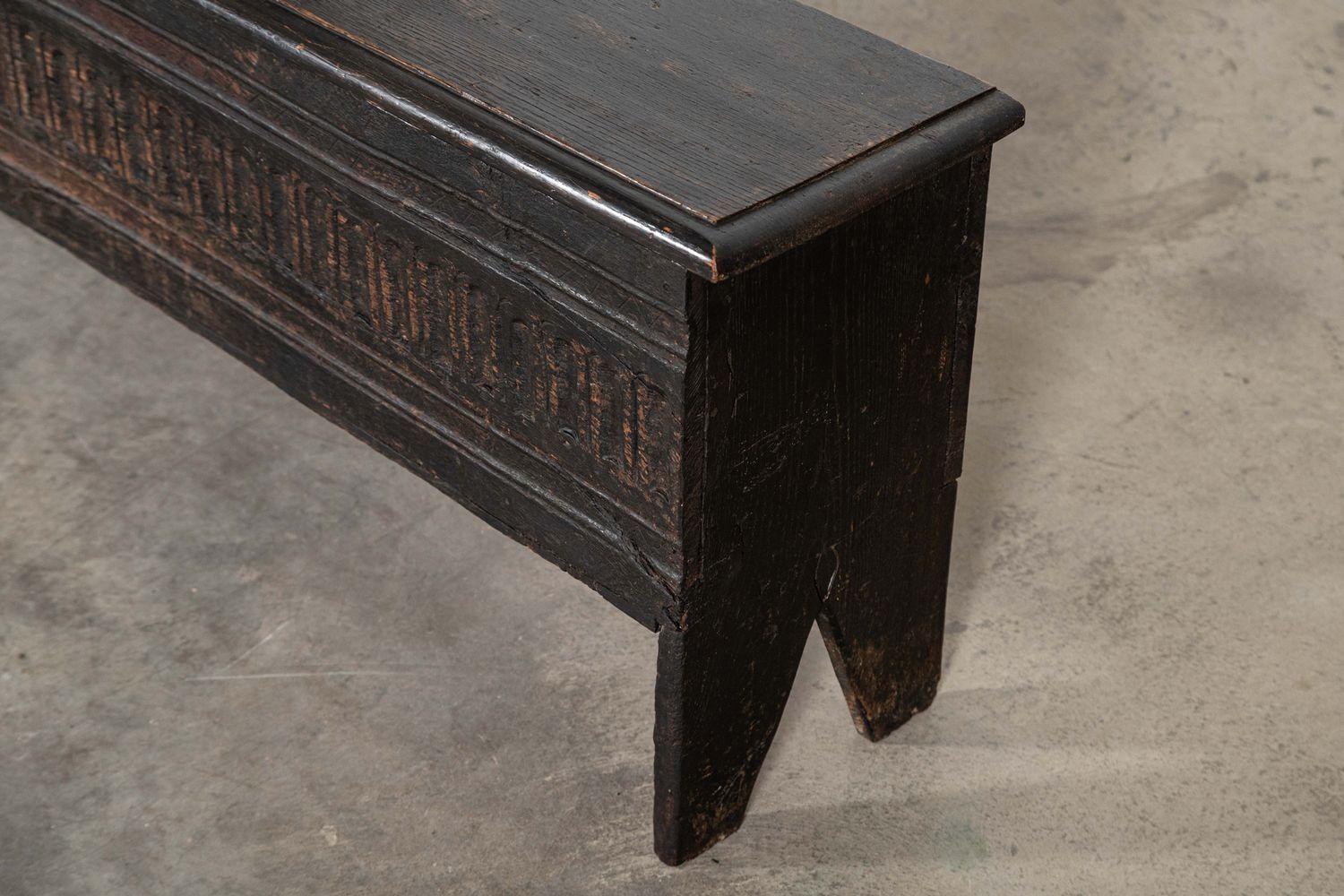 Large 17th English Oak Sword Chest 5