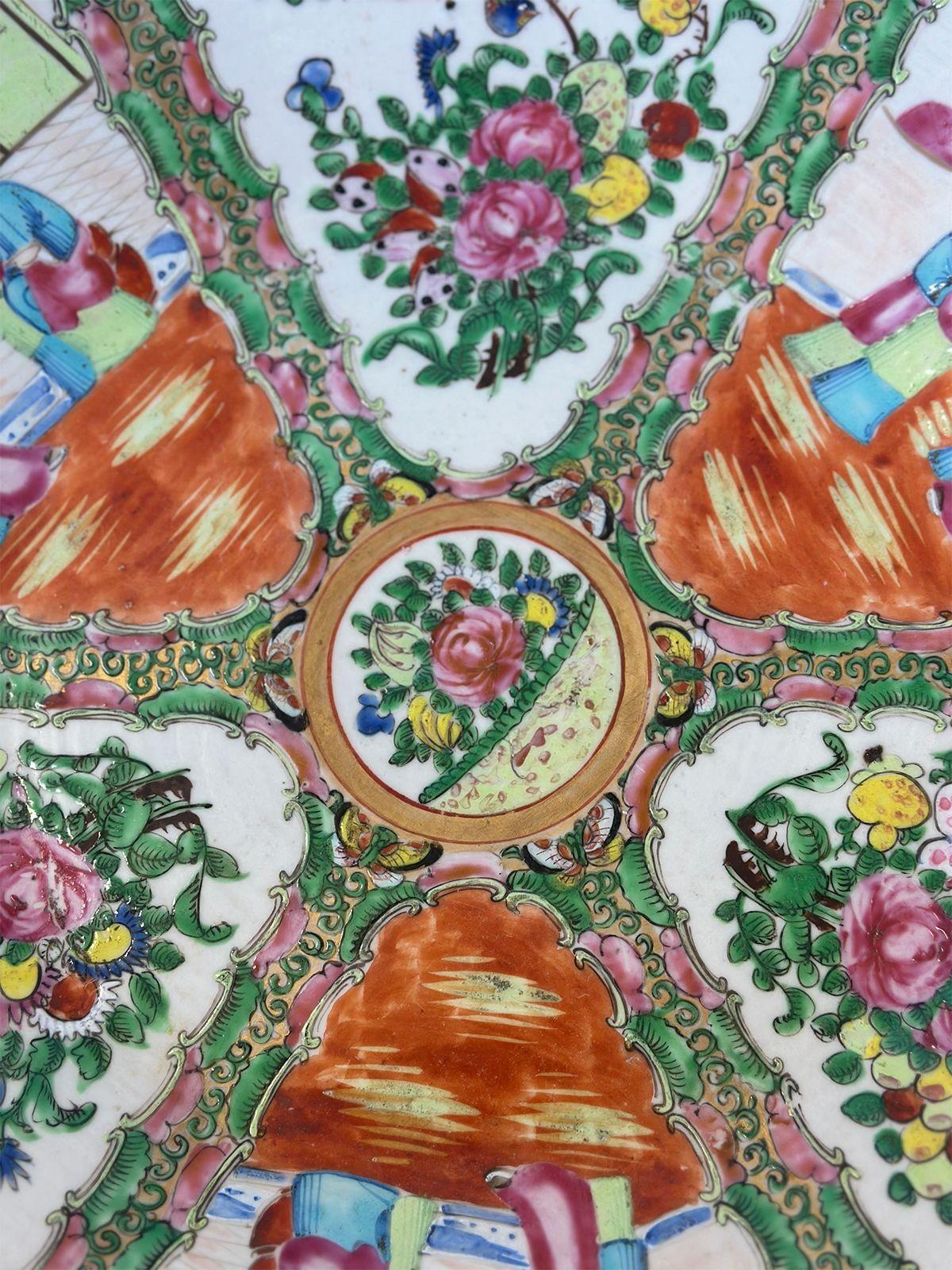 Large 18/19th Century Chinese Rose Canton Charger Plate For Sale 1