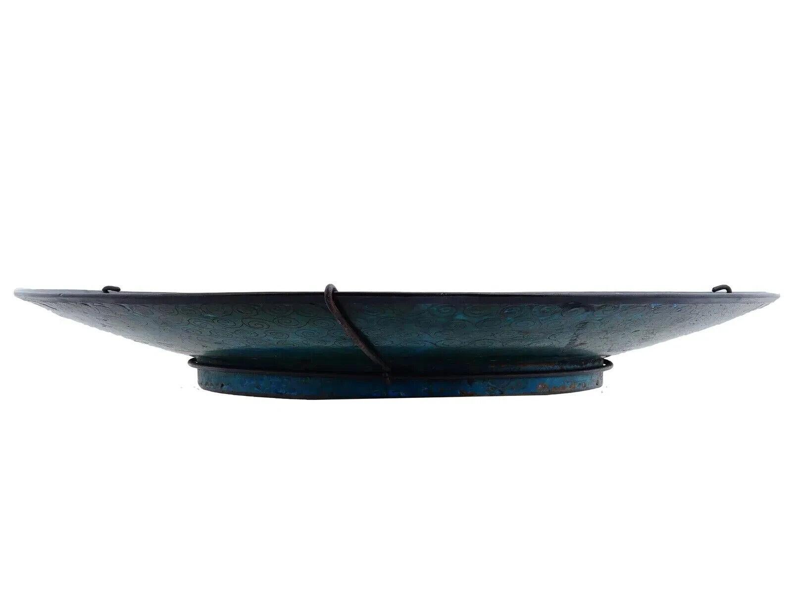 Plato de carga grande de 18 pulgadas de alambre de plata con esmalte cloisonné japonés antiguo de dragones Japonés en venta