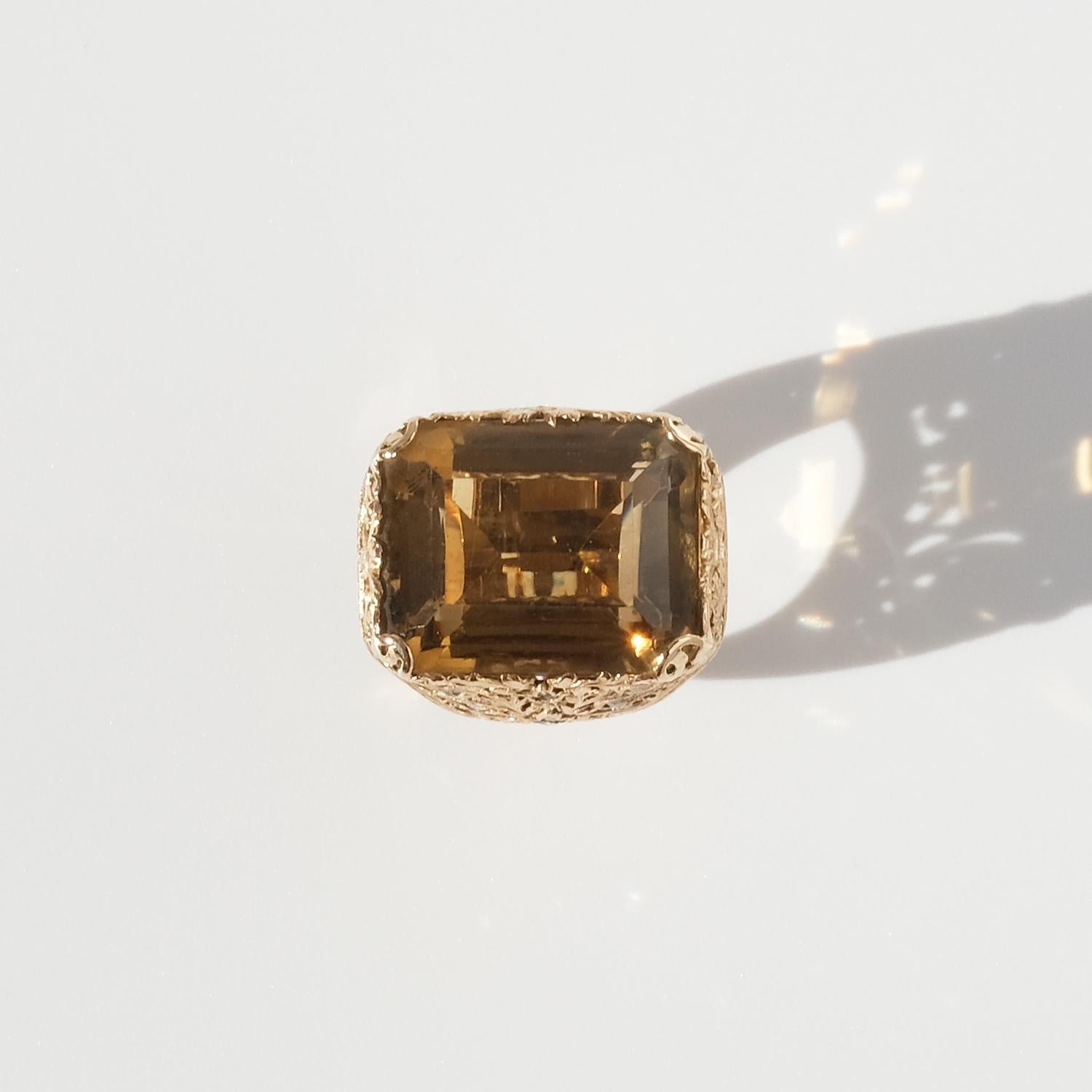 Großer Ring aus 18 Karat Gold mit rechteckigem Citrin im Angebot 10