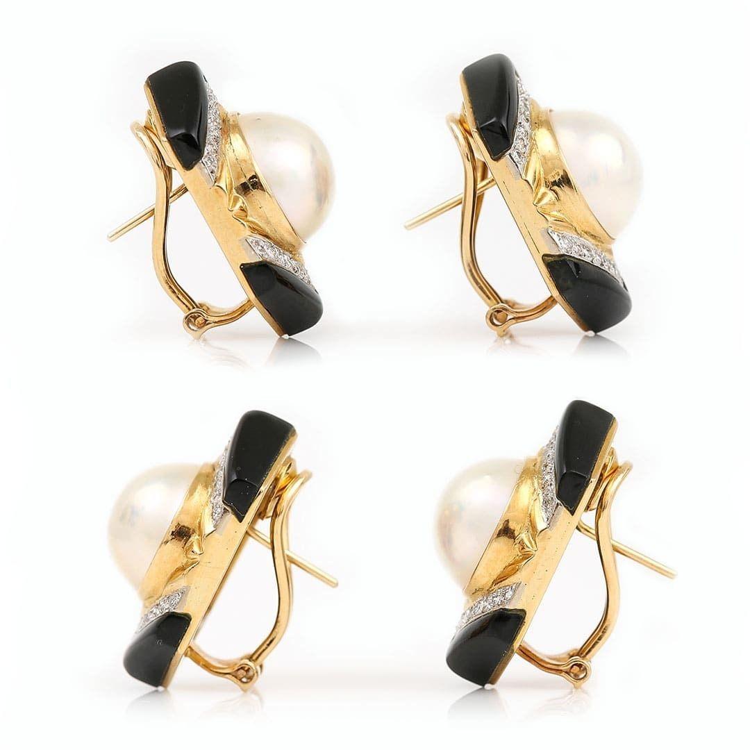Round Cut Large 18ct Gold Mabe Pearl, Diamond and Onyx Earrings by Trio