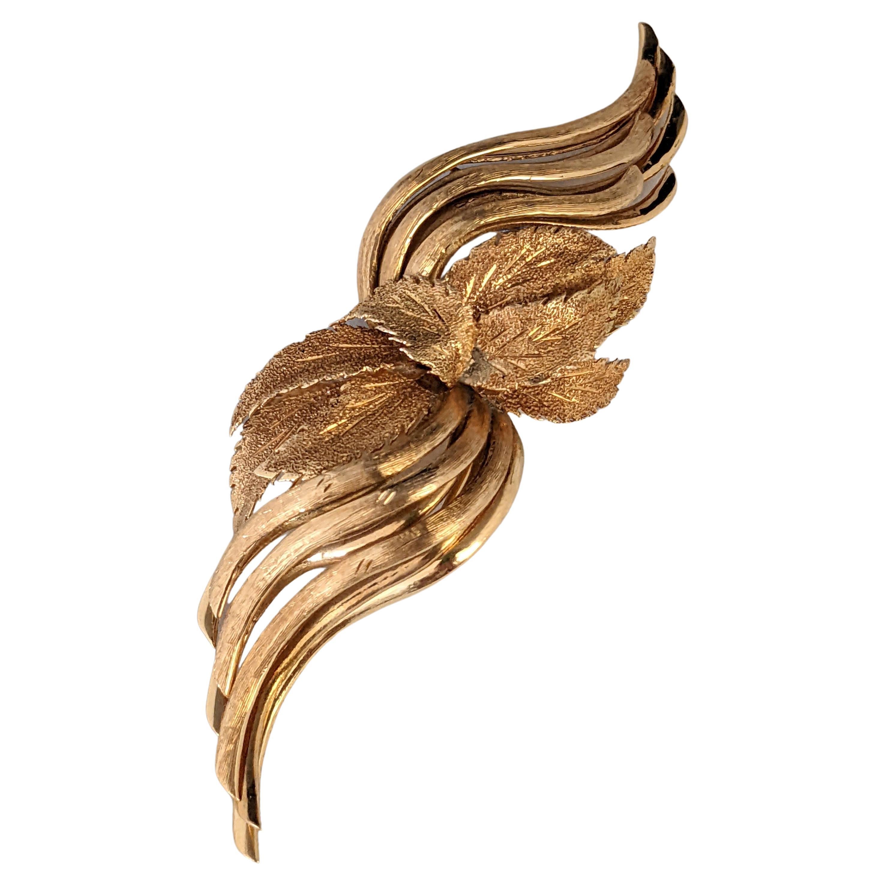 Large 18K Leaf Ornamented Spray Clip For Sale