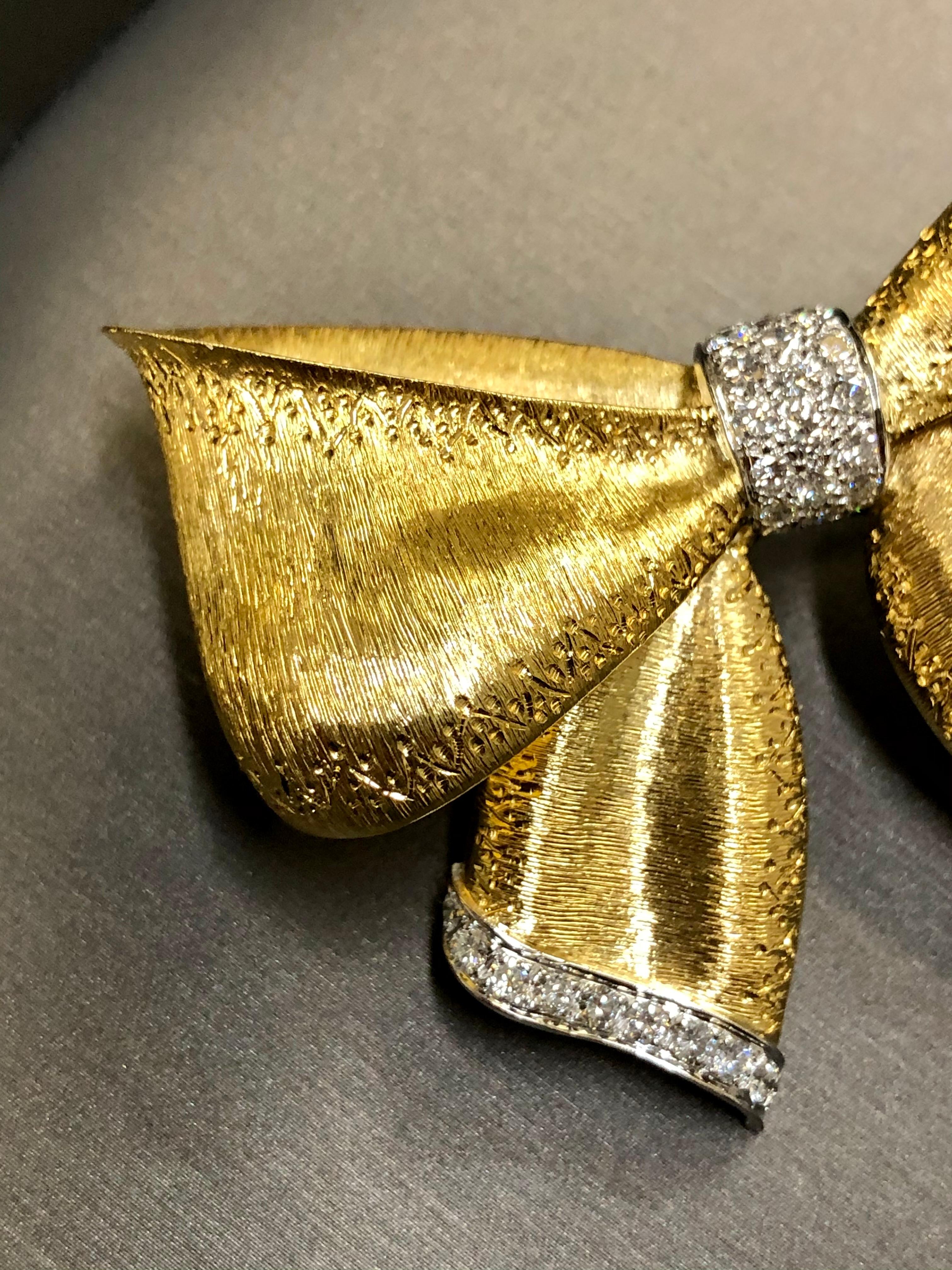 Large 18K Textured Diamond Bow Brooch For Sale 1
