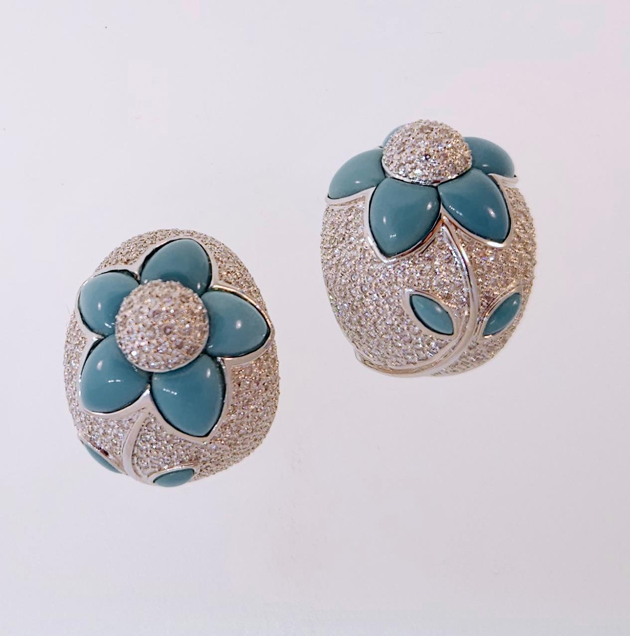 Round Cut Large 18k White Gold Diamond & Turquoise Earrings  For Sale