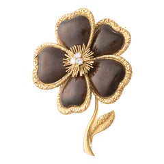 Van Cleef & Arpels grande broche Clématis en or jaune 18 carats, diamants et bois