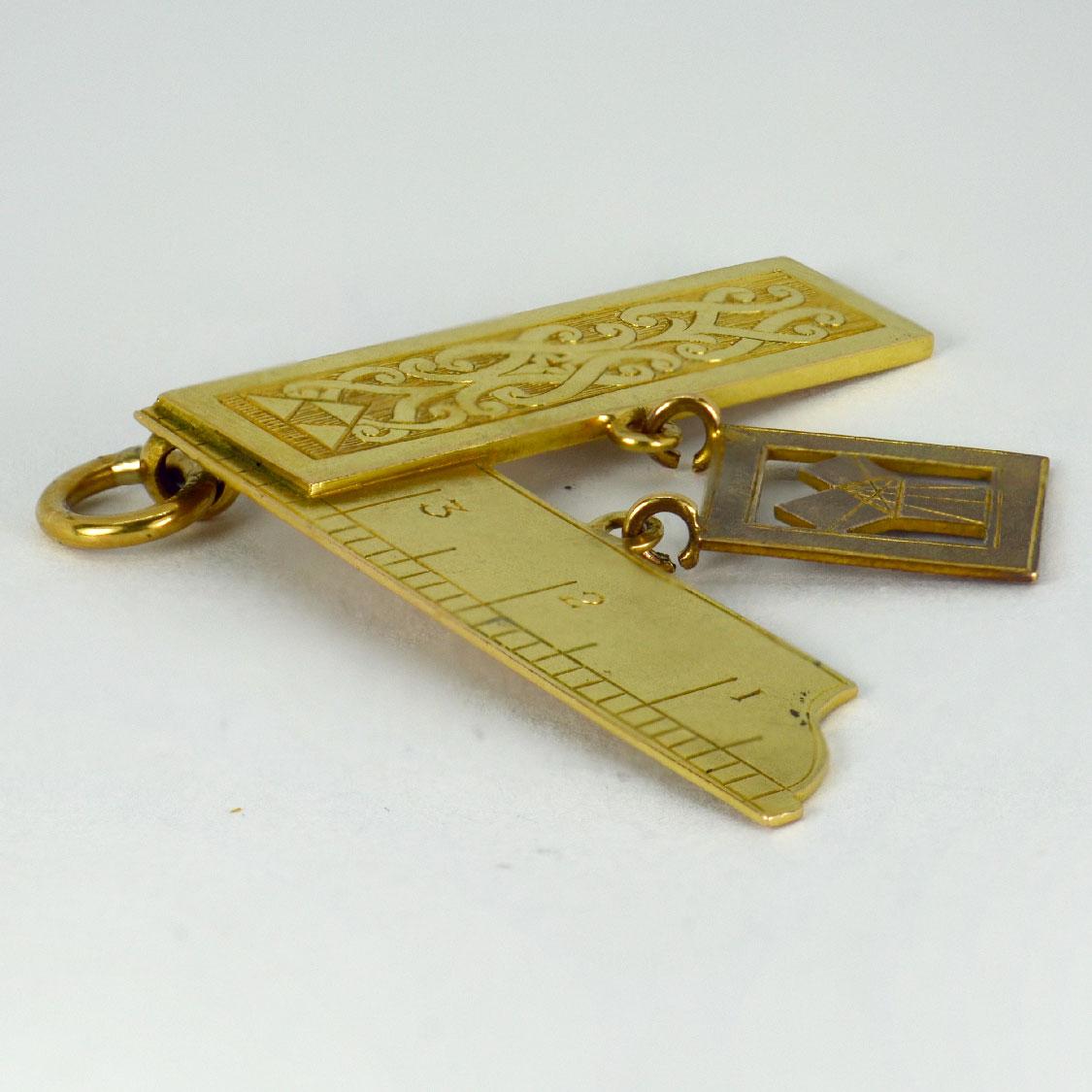 Large 18K Yellow Gold Masonic Charm Pendant For Sale 8