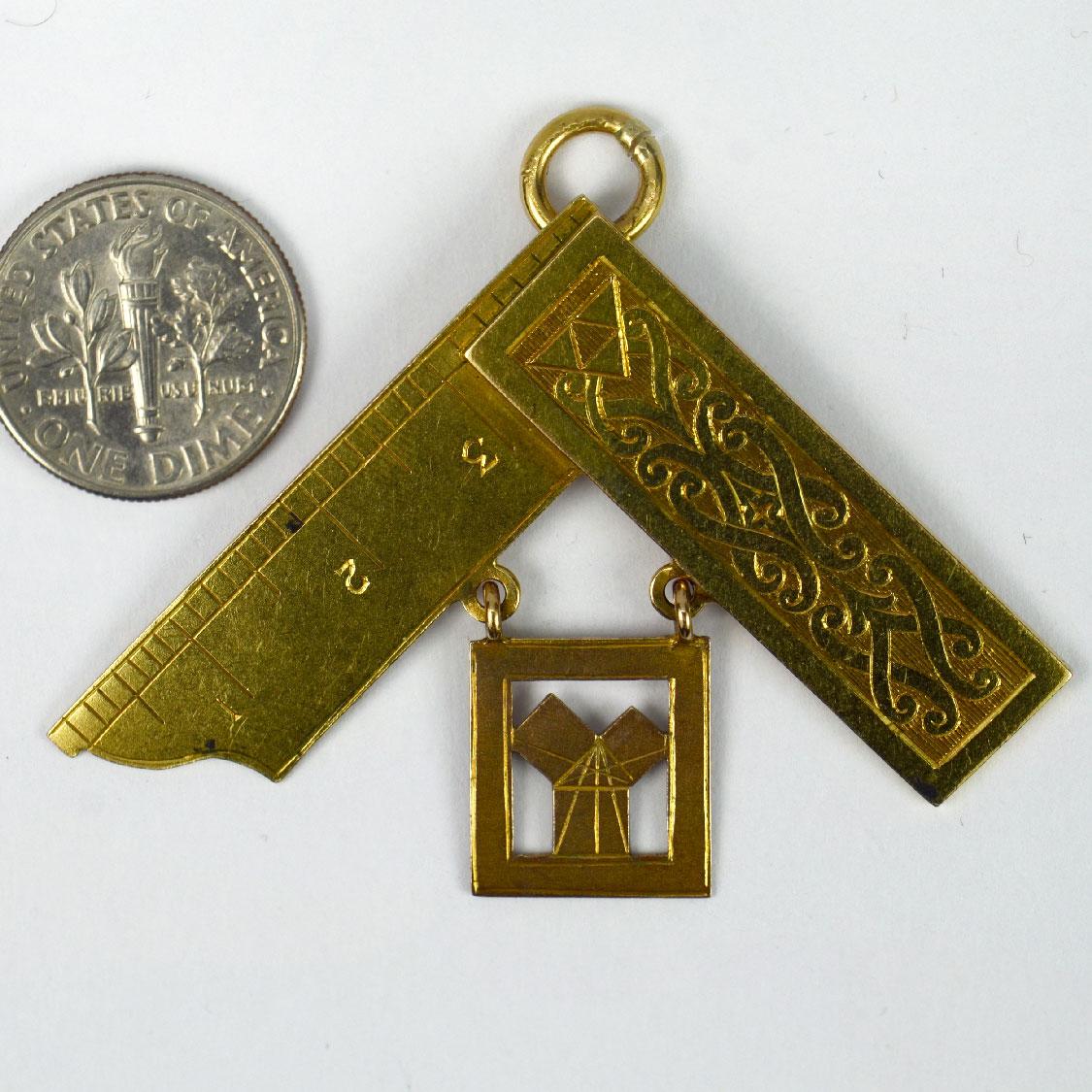 Large 18K Yellow Gold Masonic Charm Pendant For Sale 11