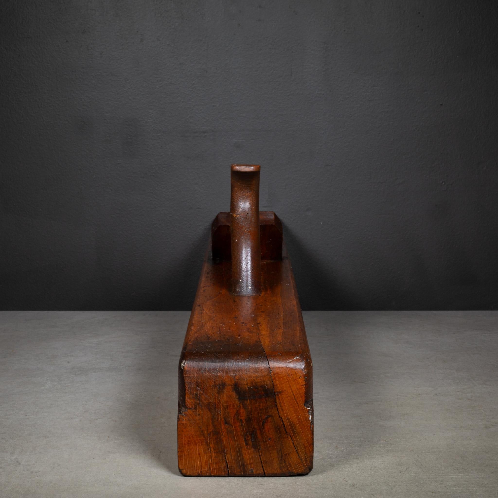 Large 18th c. Wooden Jointer Plane c.1700-1799 For Sale 2