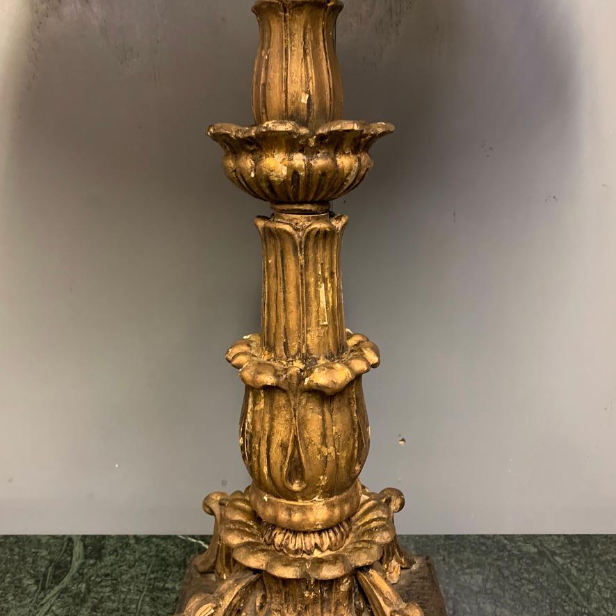 Large 18th Century Carved Giltwood Table Lamp Fully Rewired In Good Condition For Sale In Uppingham, Rutland