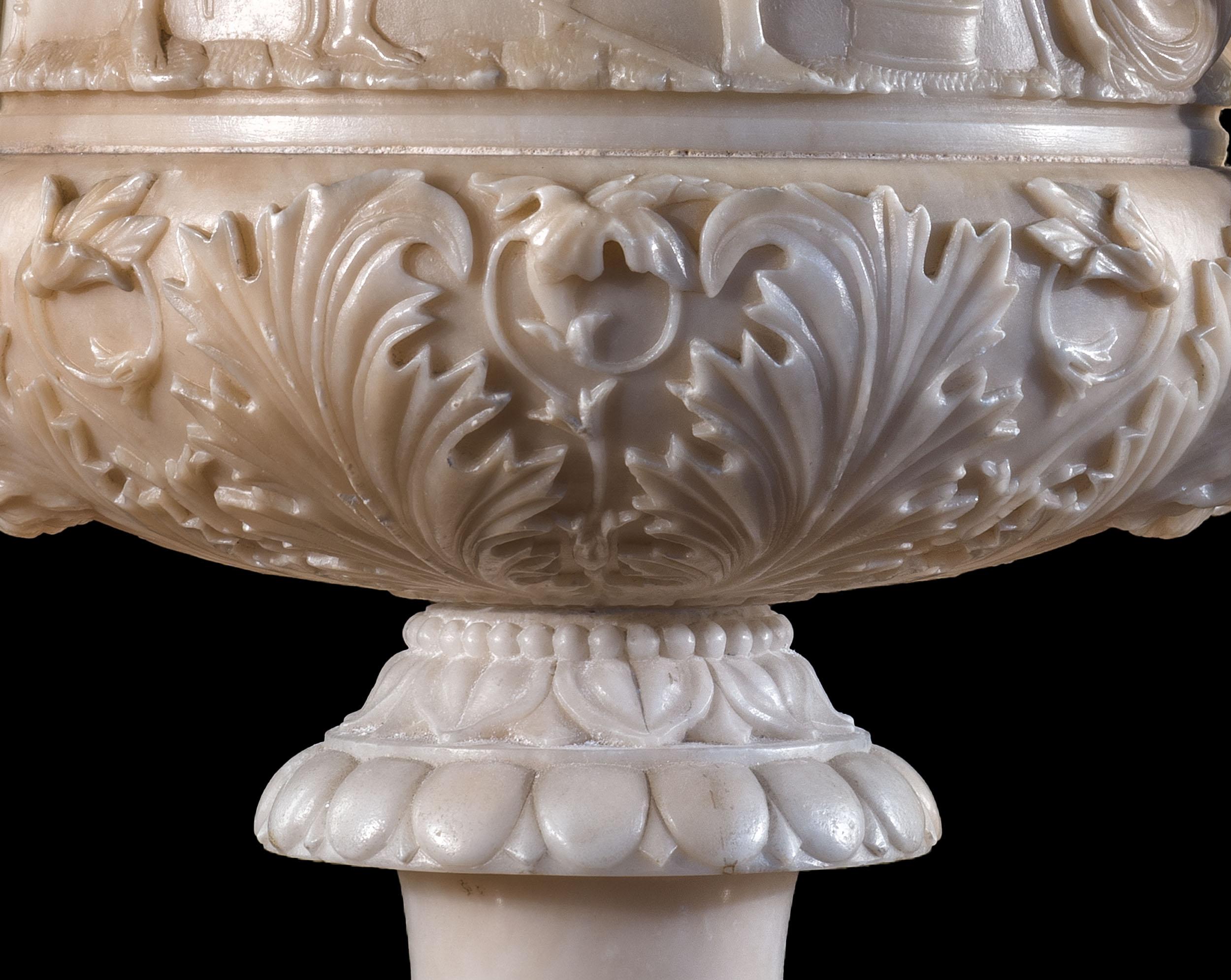 Grande copie du vase Médicis en albâtre du 18ème siècle en vente 2