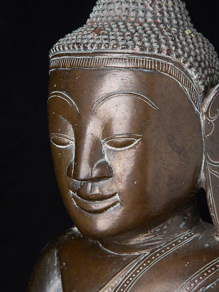 Large 18th Century Ava Buddha Statue from Burma For Sale 10