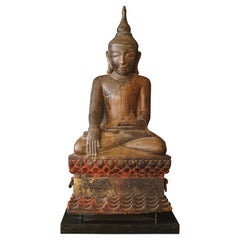 Large 18th Century Burmese Sitting Buddha Statue of Partly Gilt Lacquered Wood