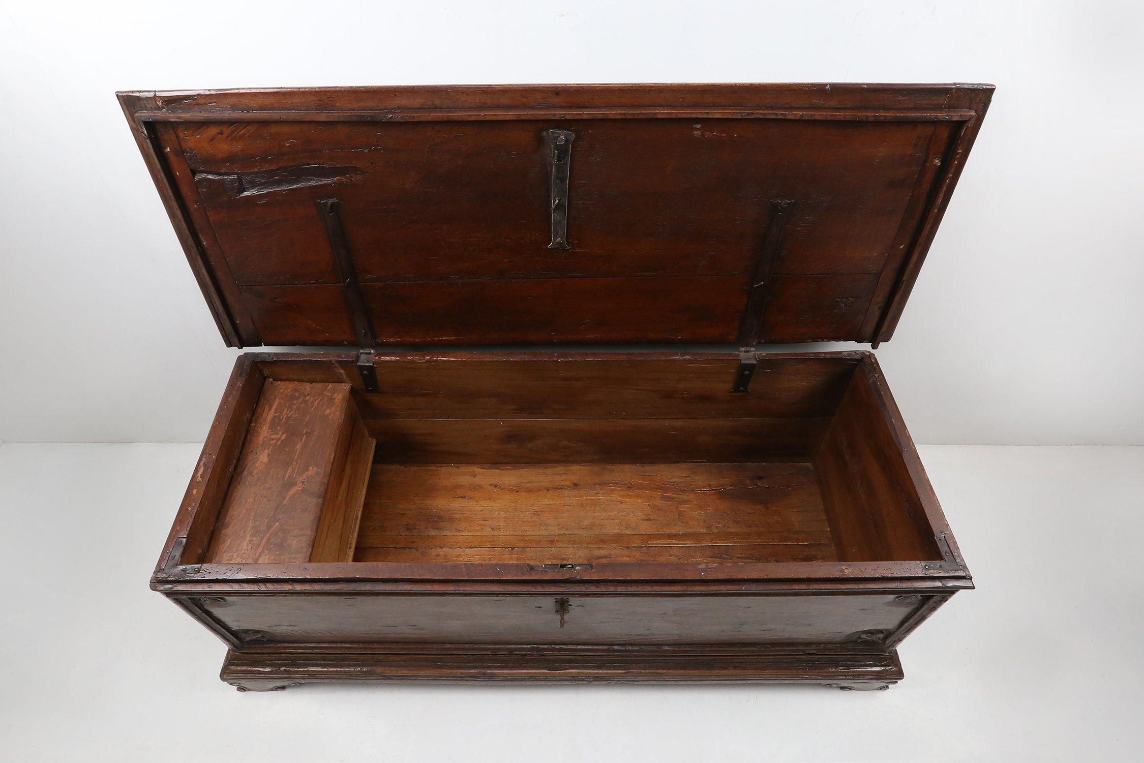 Large 18th Century carved oak chest linen trunk, France 5