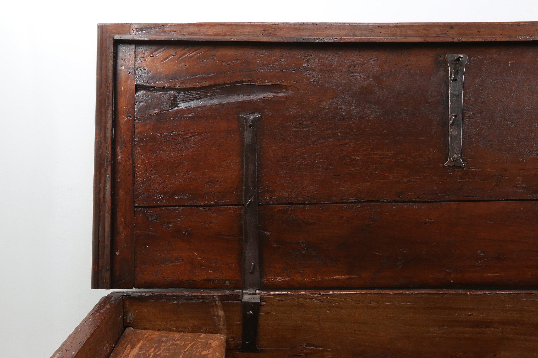 Large 18th Century carved oak chest linen trunk, France 7