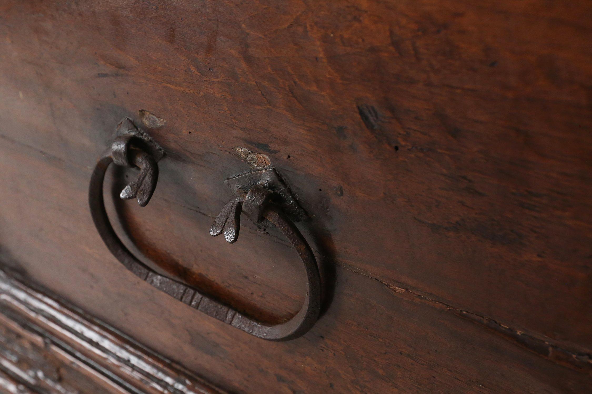 Large 18th Century carved oak chest linen trunk, France 10