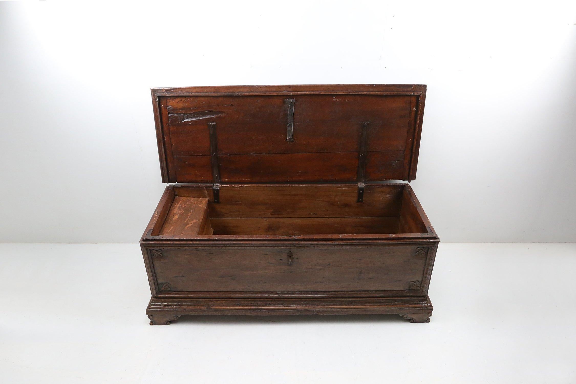 Large 18th Century carved oak chest linen trunk, France 4