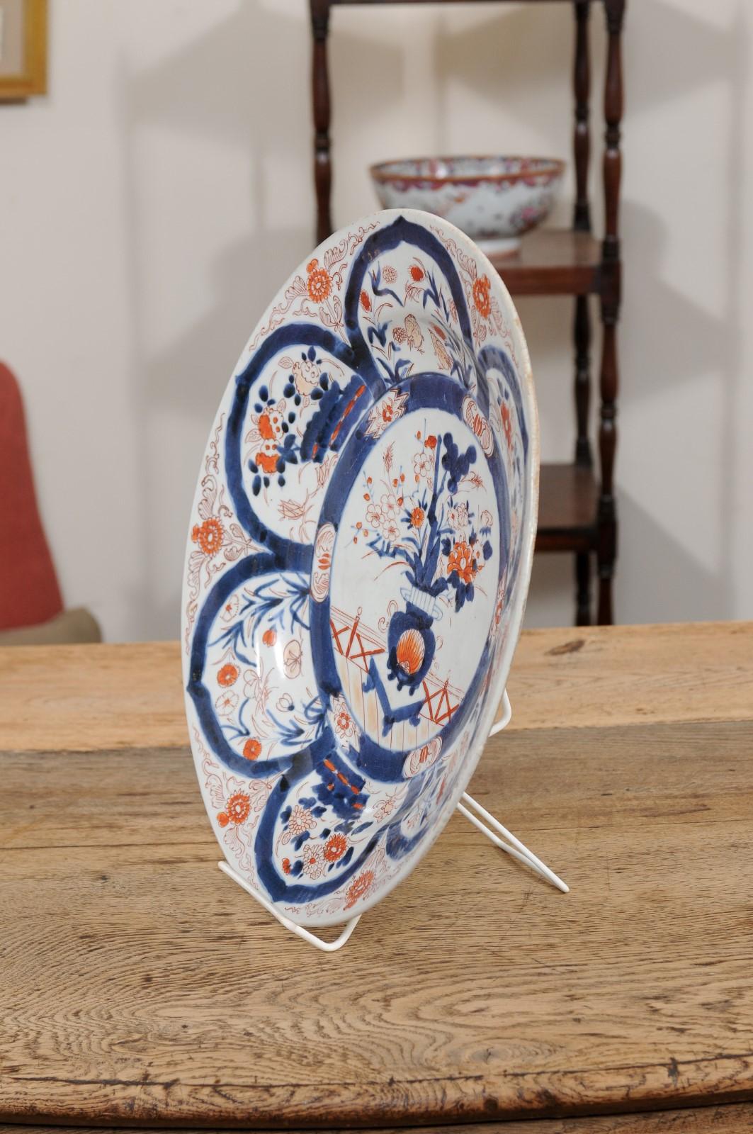 Grand chargeur en porcelaine Imari Porcelain d'exportation chinoise du 18e siècle en vente 4