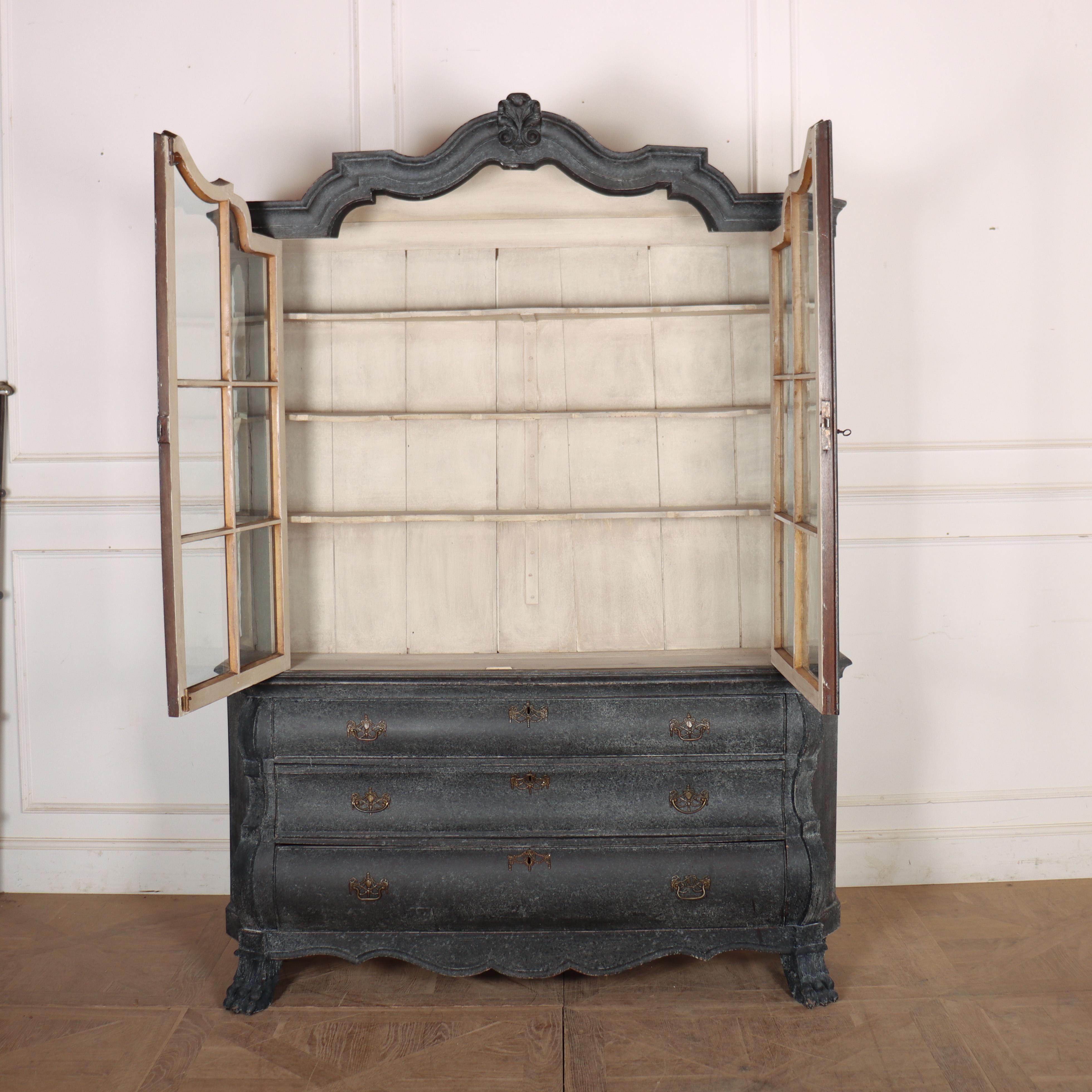 Oak Large 18th Century Dutch Display Cabinet For Sale