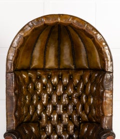 Grande sedia da facchino inglese in pelle del XVIII secolo