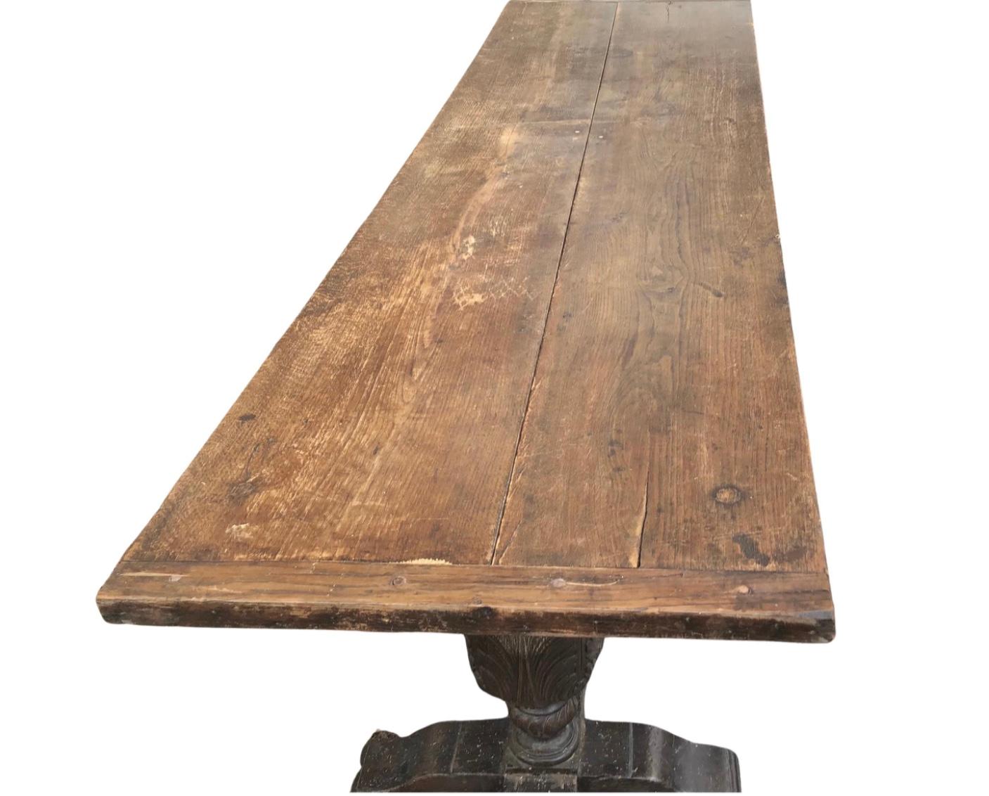 Large 18th Century English Oak Refectory Table In Fair Condition In Bradenton, FL