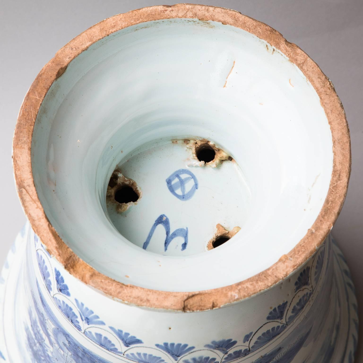 Large 18th Century French Blue and White Faience Cache Pot or Jardinière For Sale 12