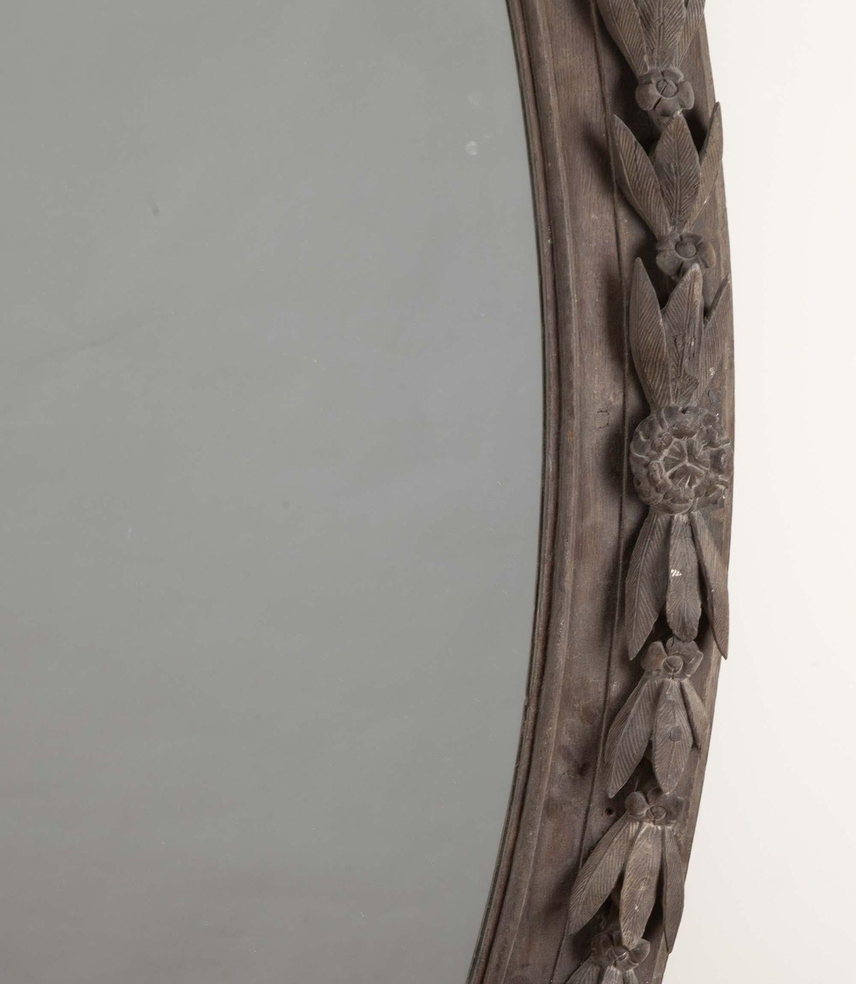 Large 18th Century French Carved Mirror Frame In Good Condition For Sale In Gloucestershire, GB