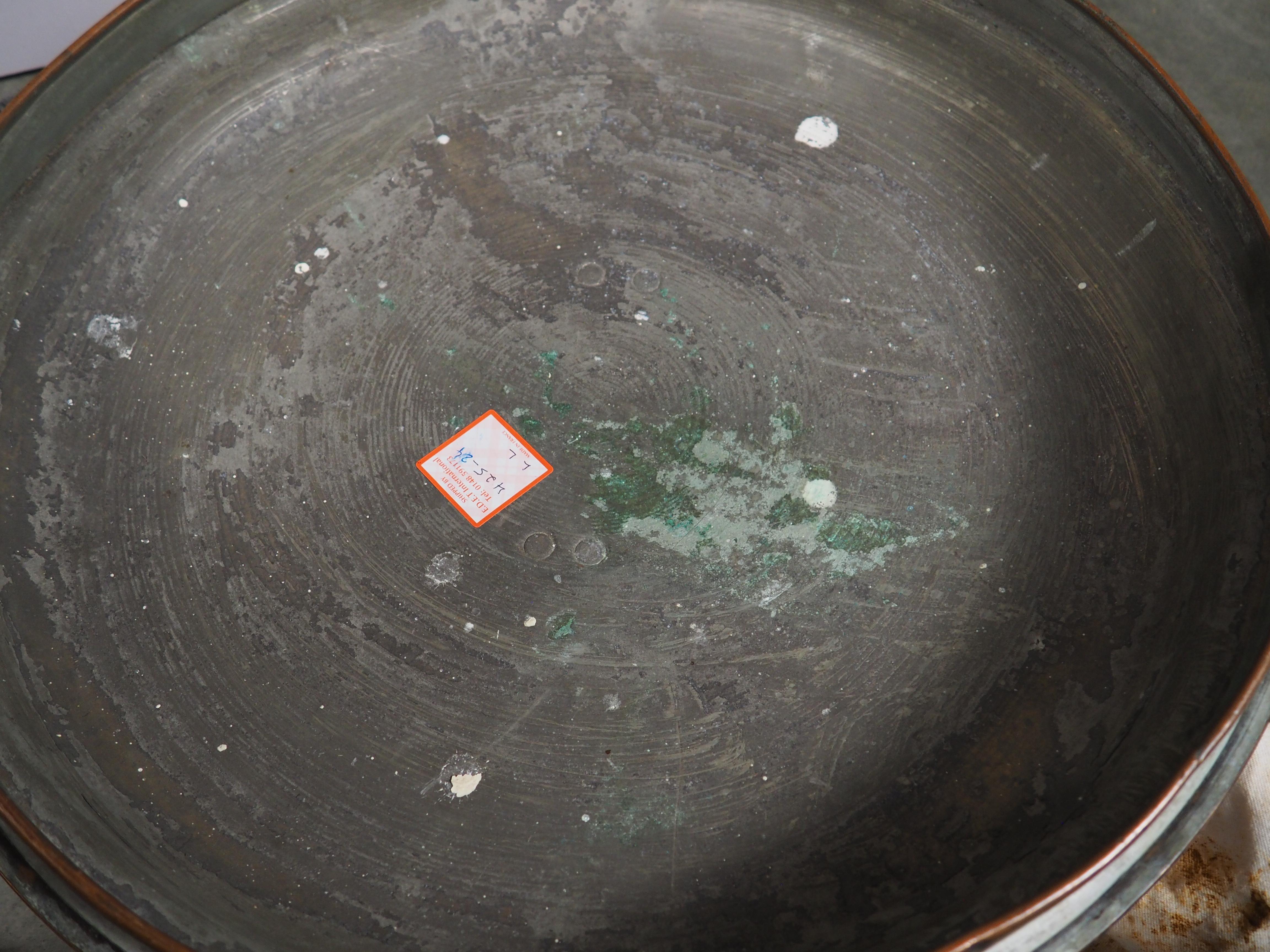 Große 18. Jahrhundert Französisch Kupfer Chateau Küche Wasserbehälter auf Eisen Unterstützung im Angebot 4