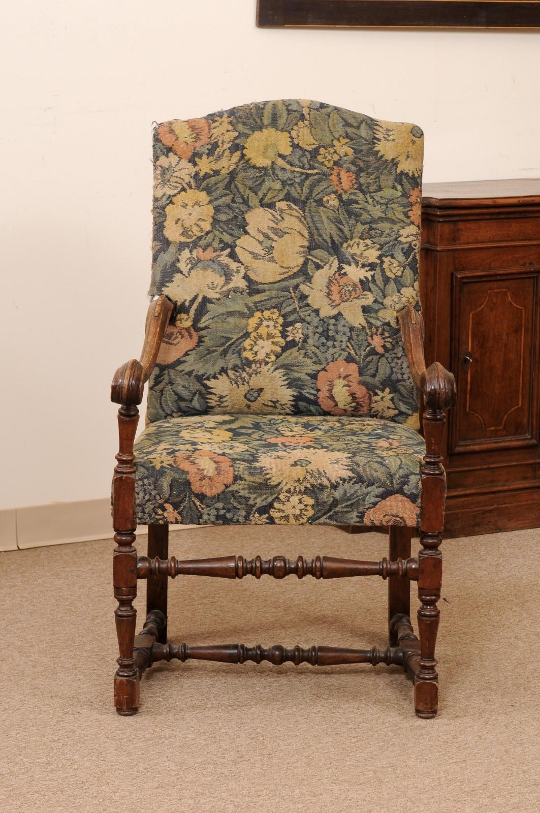 Large 18th Century French Louis XIII Style Walnut Fauteuil For Sale 8