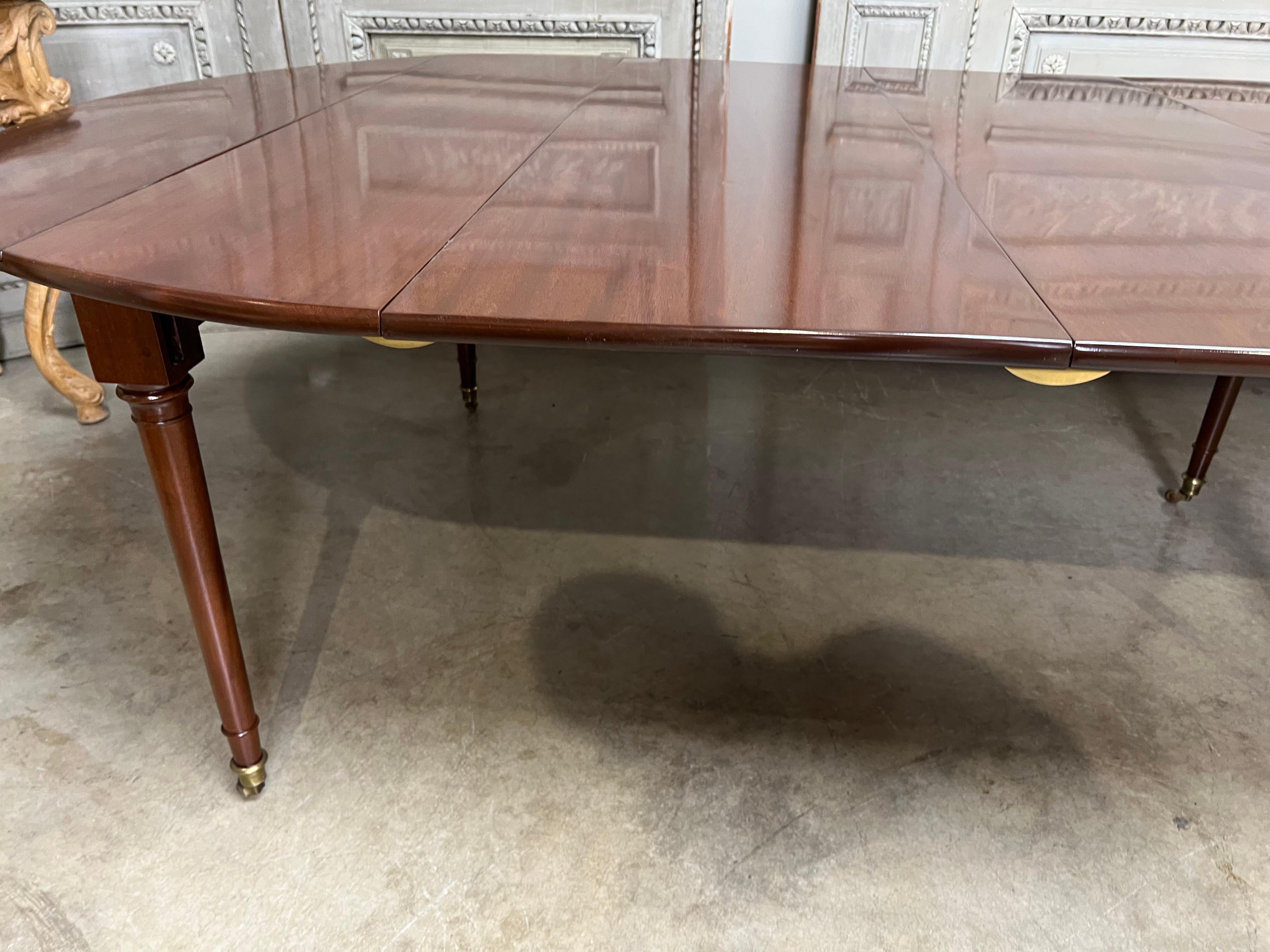 Large 18th Century French Louis XVI Mahogany Dining Table.  For Sale 7