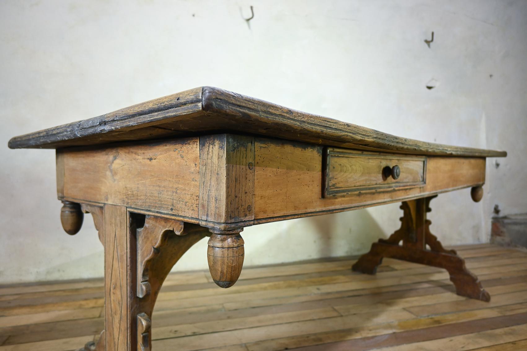 table cuisine tiroir