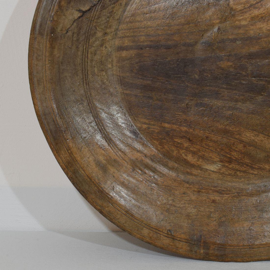 Large 18th Century French Wooden Bowl / Platter For Sale 4