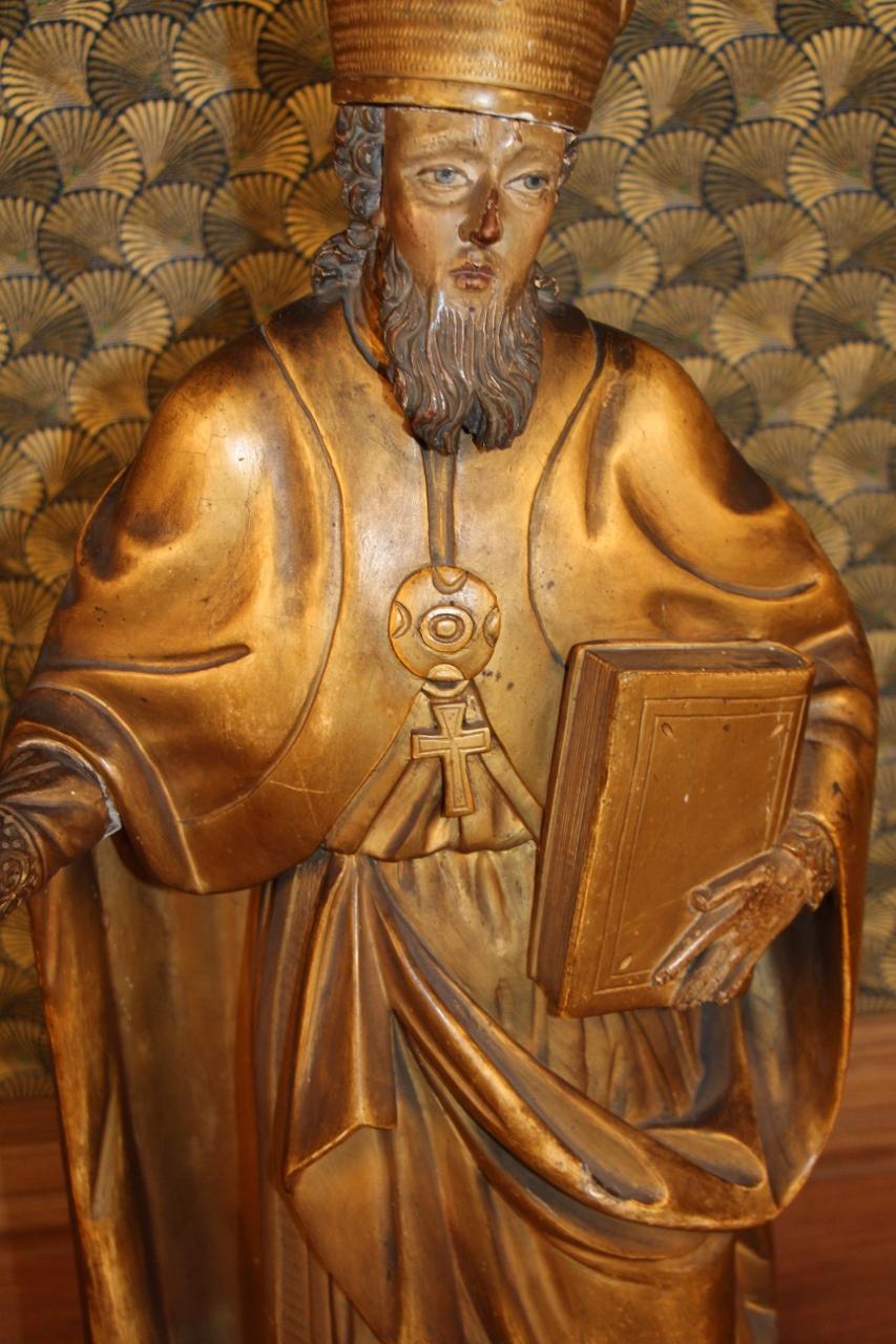 Louis XV Large 18th Century Golden Wood Statue Of A Holy Bishop Removable Miter For Sale