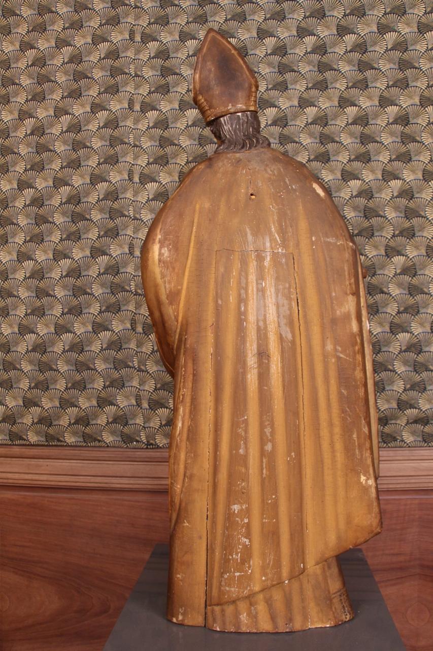 Large 18th Century Golden Wood Statue Of A Holy Bishop Removable Miter For Sale 2