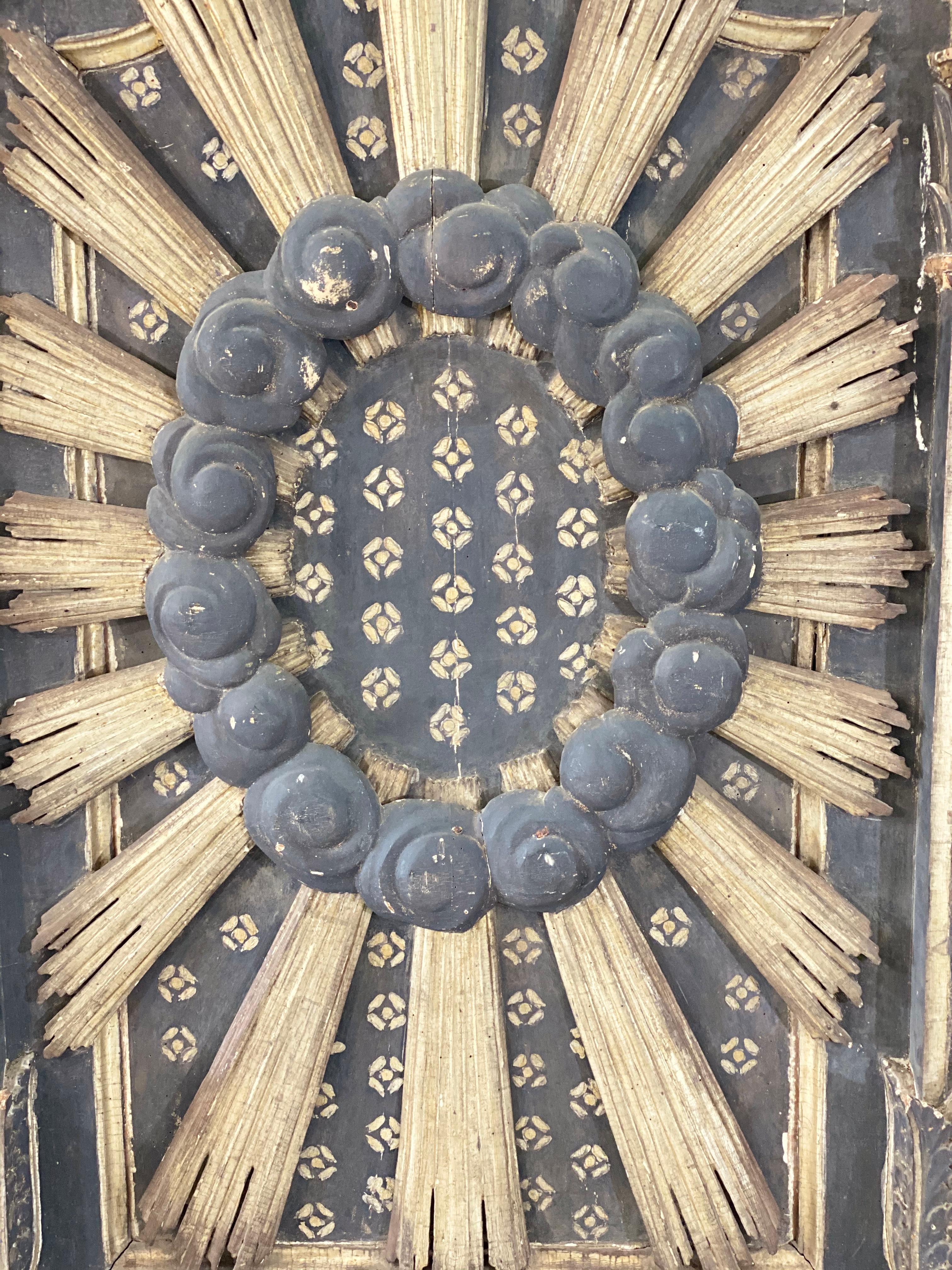 Large 18th Century Italian Black and Gold Altar Piece with Sunburst In Good Condition In Round Top, TX