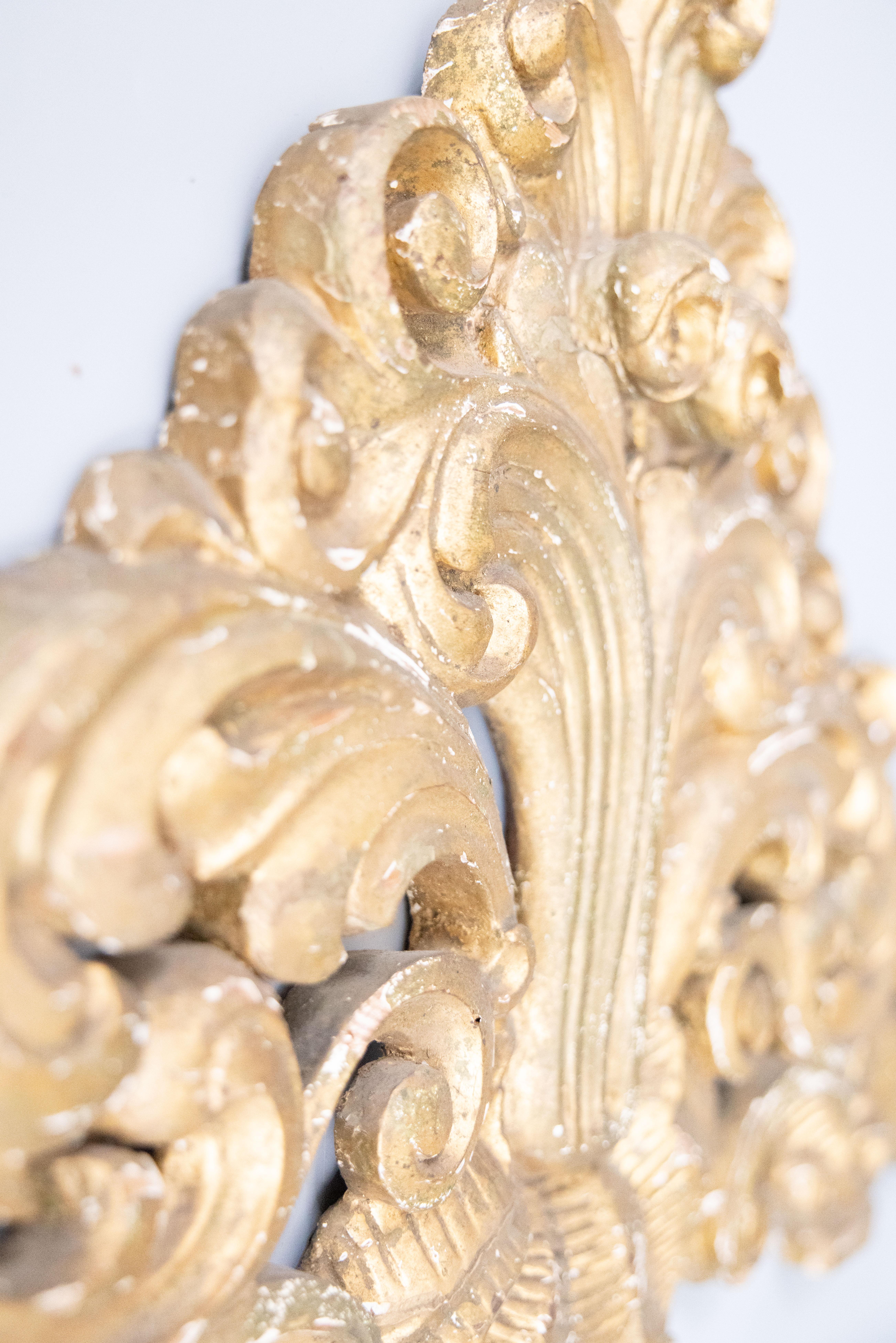 18th C. Italian Carved Giltwood Pediment Architectural Fragment Wall Hanging For Sale 3