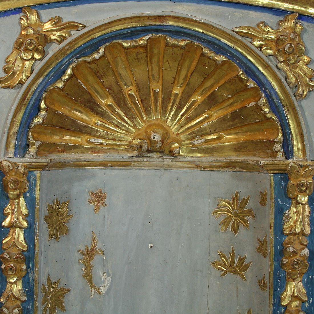 Large 18th Century, Italian Giltwood Baroque Altar 2